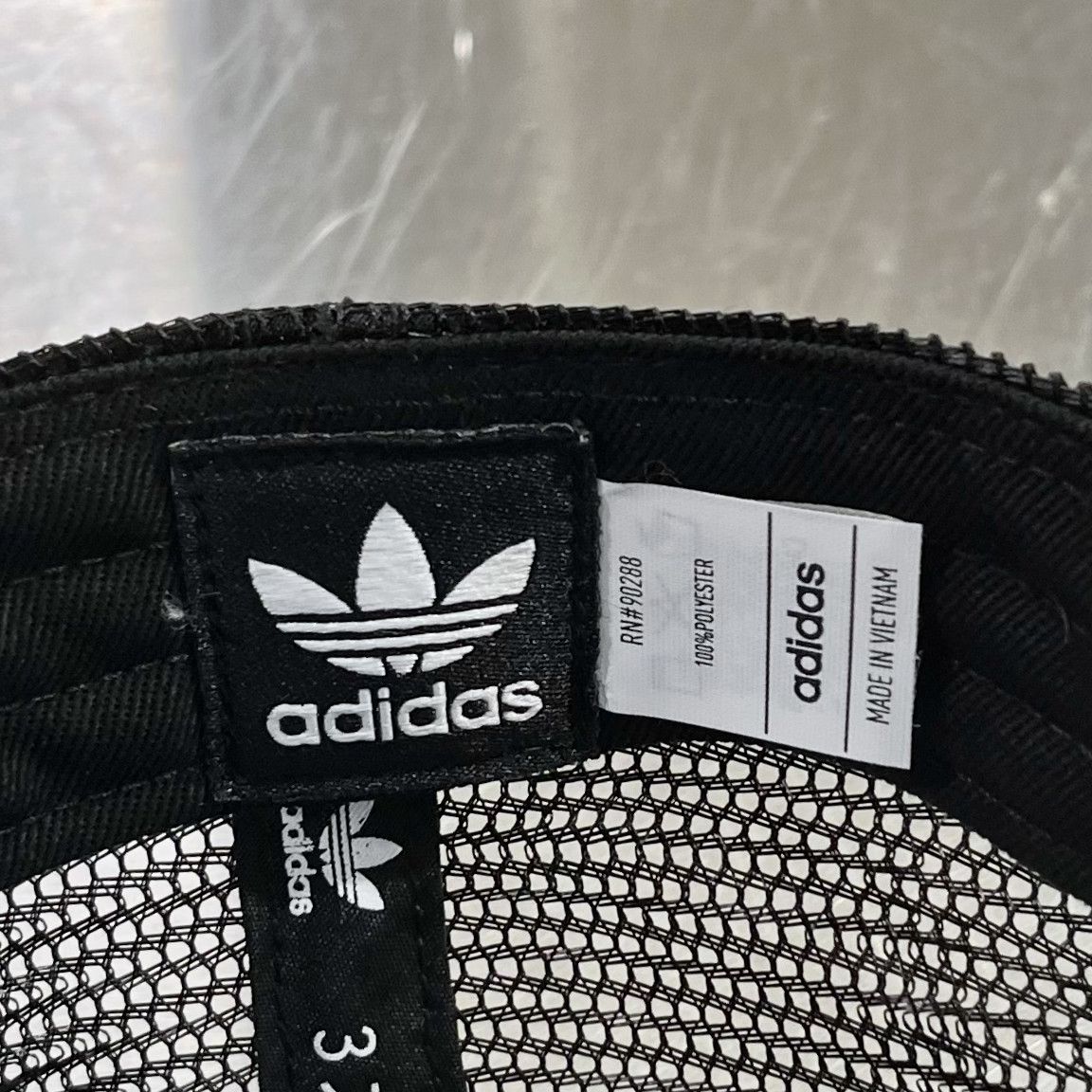 Adidas Adidas Originals Worldwide Globe Box Logo Trucker Hat Size ONE SIZE - 5 Thumbnail