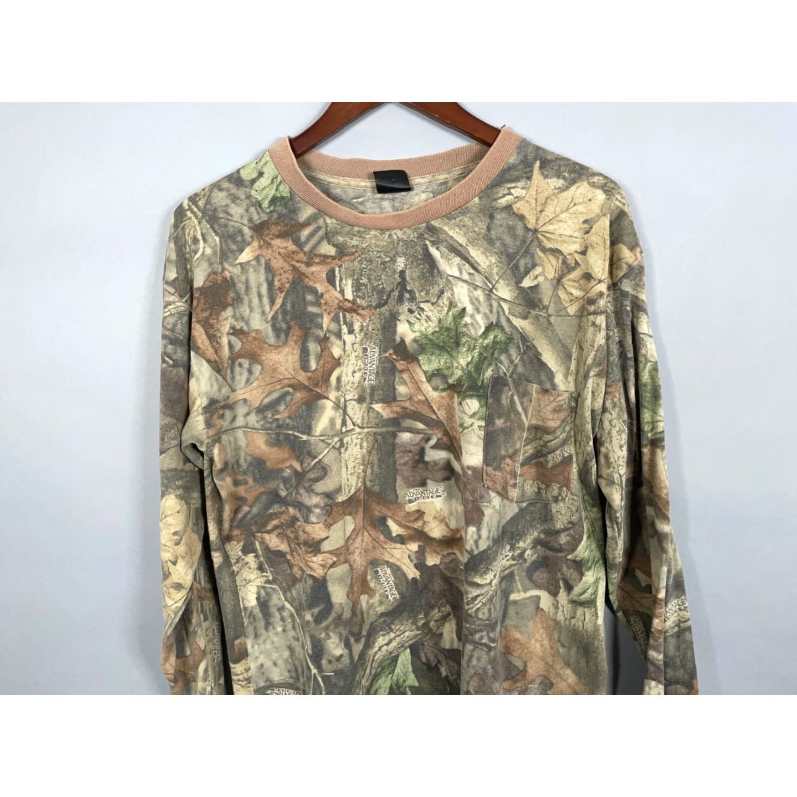 Vintage VINTAGE Ace Sportswear Camouflage T-Shirt Long Sleeve Adult Large Green 80s 50-50 Cotton-Polyester Size US L / EU 52-54 / 3 - 4 Thumbnail