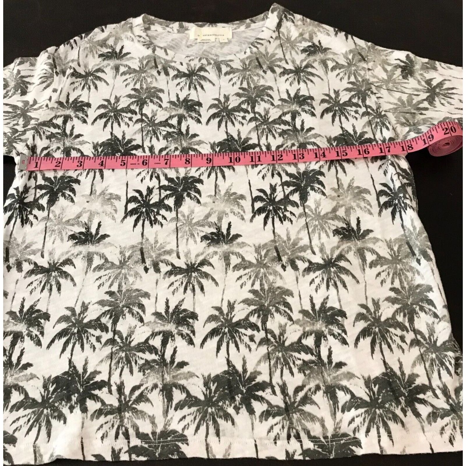 Anthropologie by Anthropologie White Short Sleeve Shirt with Palm Trees Size S / US 4 / IT 40 - 6 Thumbnail