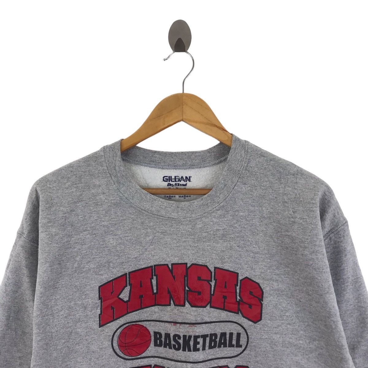 Vintage KANSAS BASKETBALL Legends Print Gildan Grey