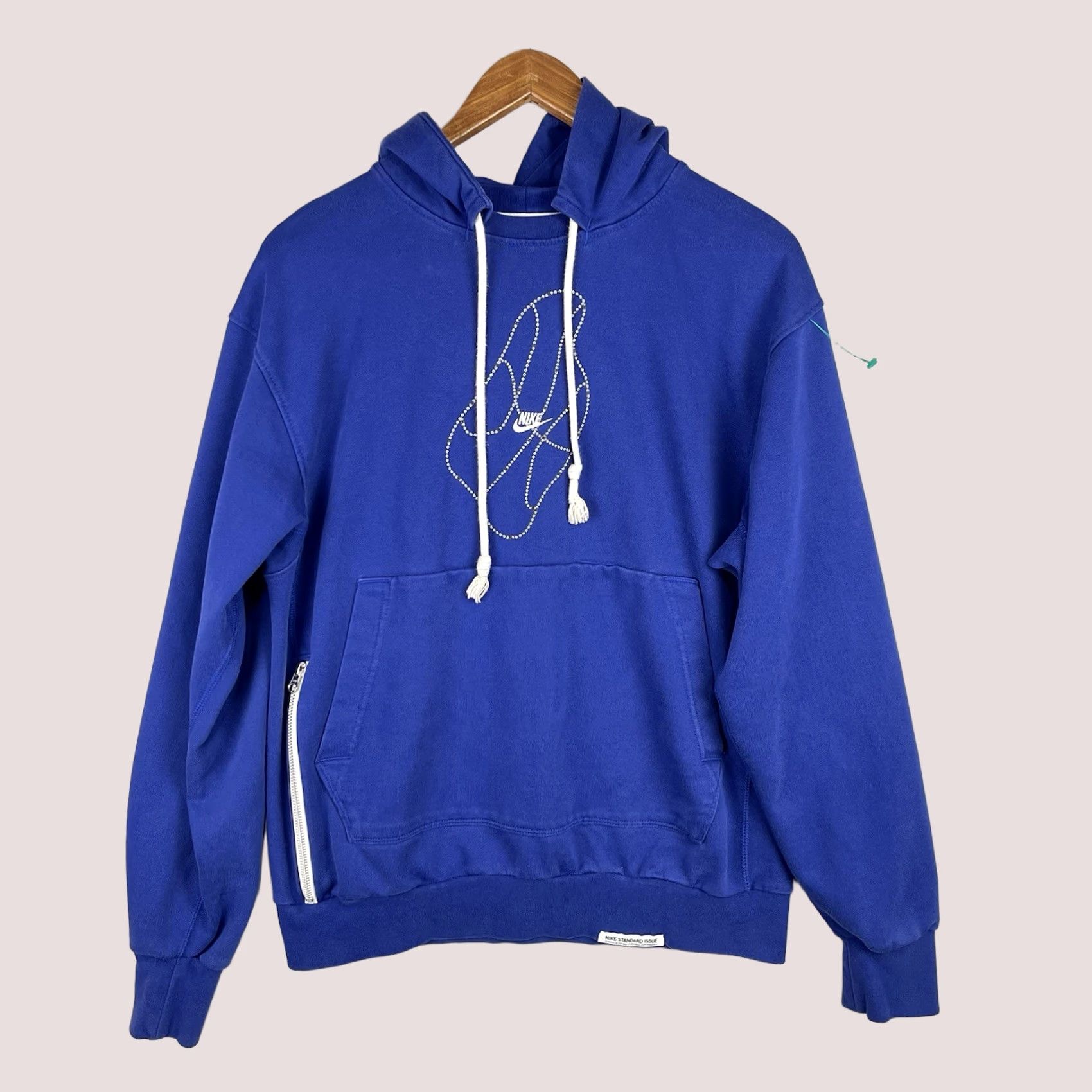 Nike Nike Hoodie Mens Small Blue Dri Fit Standard Issue Sweatshirt DQ6103-455 Size US S / EU 44-46 / 1 - 1 Thumbnail