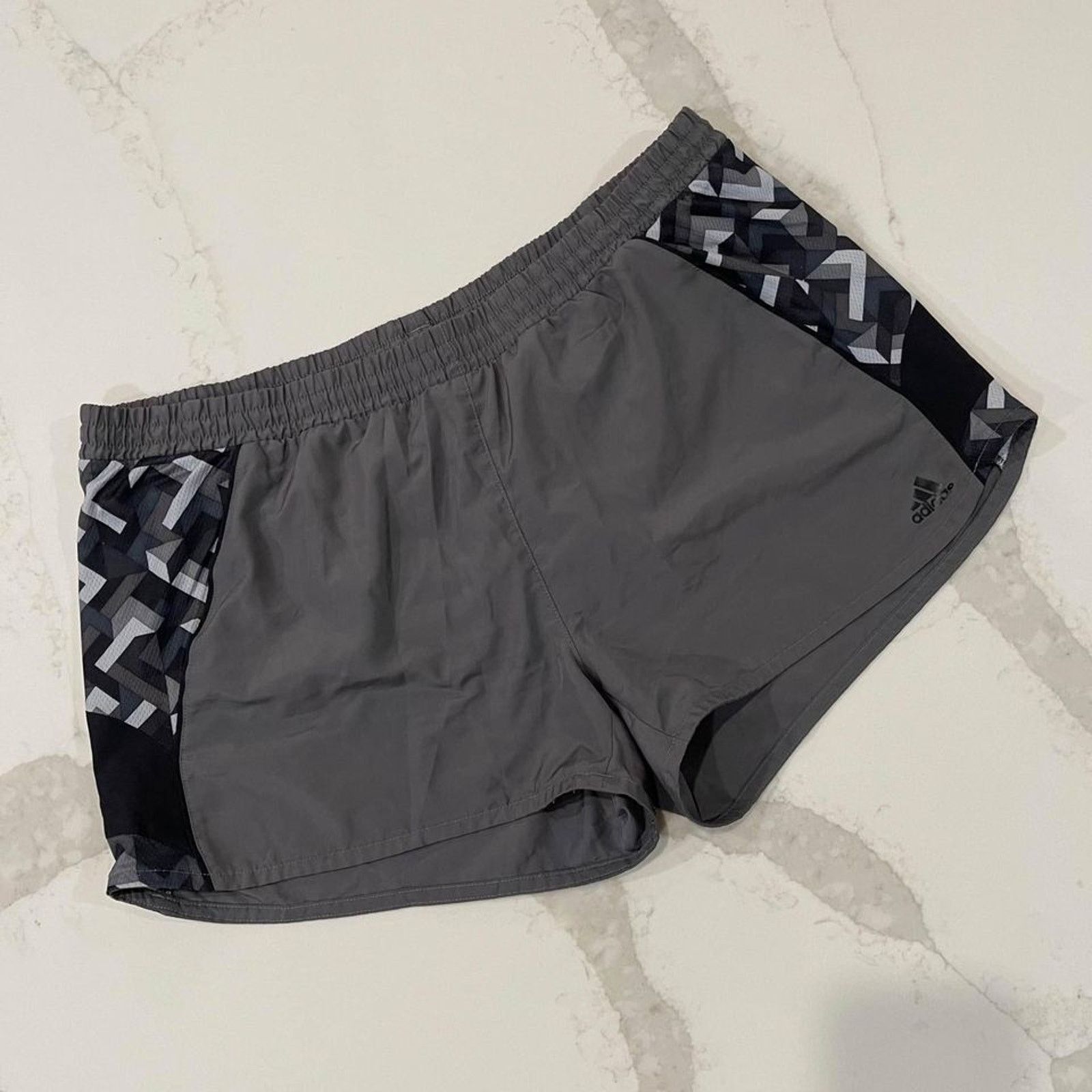 Adidas Adidas Activewear Lined Shorts Gray Women's XL Drawstring Size 36" / US 14 / IT 50 - 1 Thumbnail