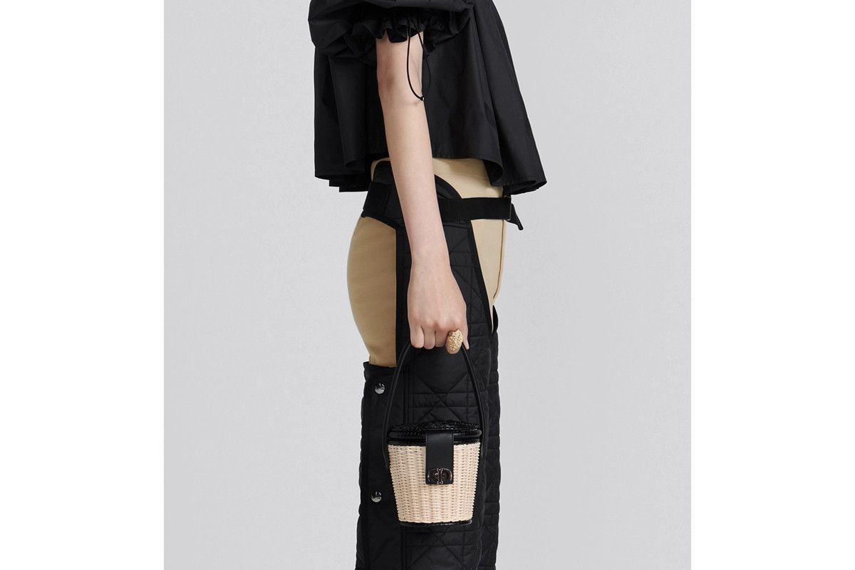 Dior o1bcso1str1124 Size: OS /Minaudière Bag in Natural/Black Size ONE SIZE - 6 Thumbnail