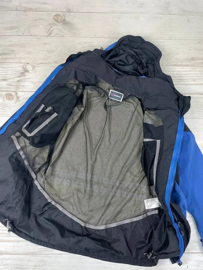 Berghaus Vintage Berghaus GoreTex Exctem Jacket 90s Ski Mountain Size US L / EU 52-54 / 3 - 11 Thumbnail