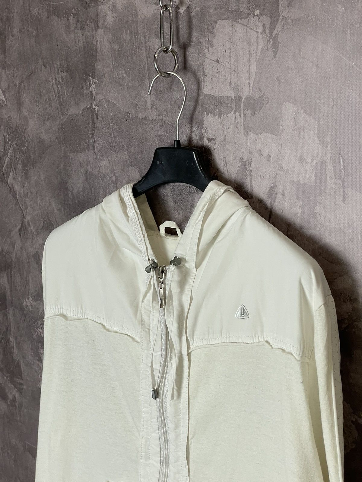 Nike × Nike ACG × Vintage Vintage Y2K Nike ACG hoodie zipper white outdoor Size M / US 6-8 / IT 42-44 - 7 Thumbnail