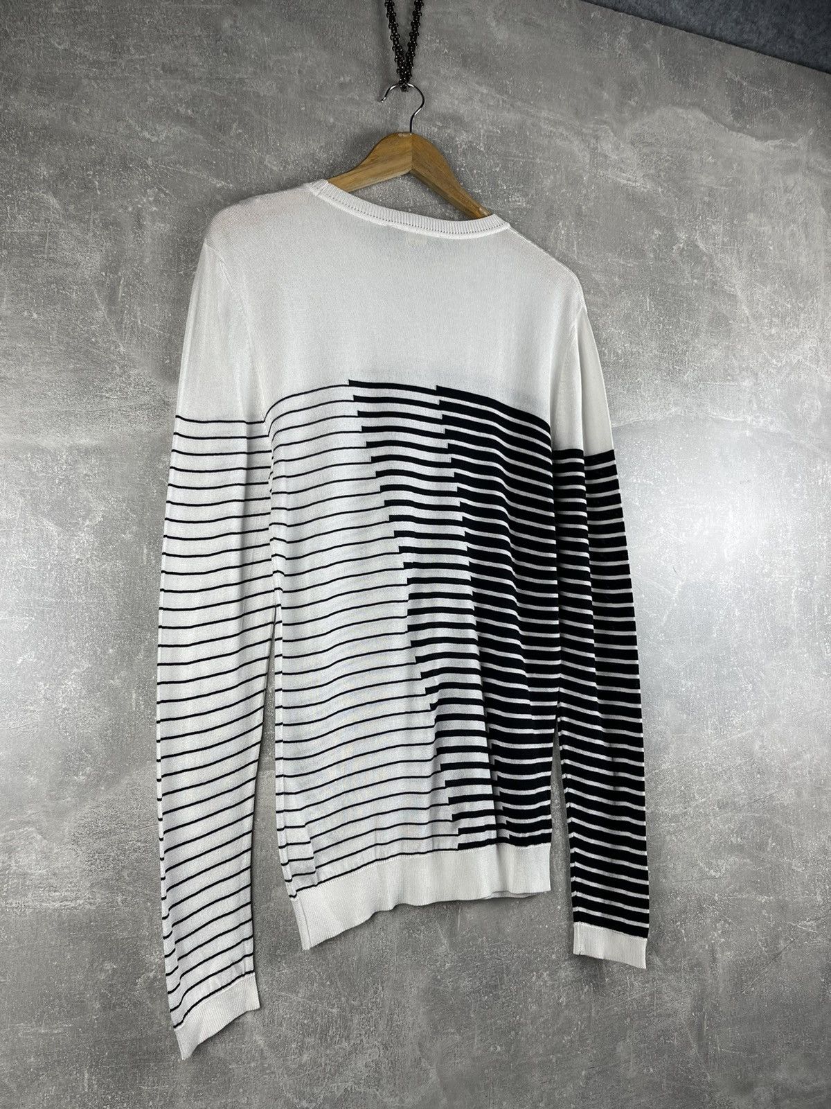Versus Versace Versus Versace Italy Black White Optical Stripe Knit Sweater Size US M / EU 48-50 / 2 - 7 Thumbnail