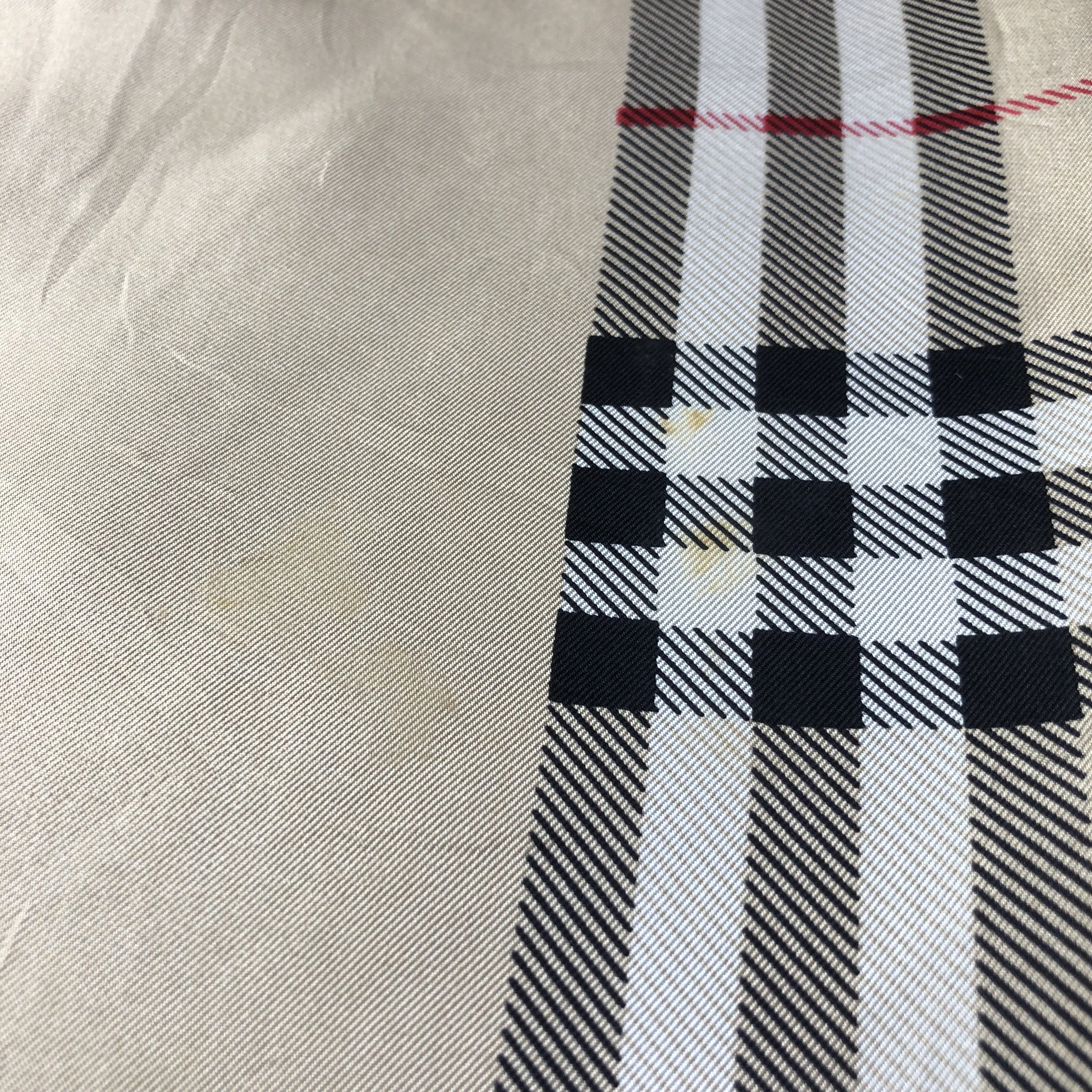 Burberry Burberrys Luxury Hand Rolled Nova Check Silk Scarf M945 Size ONE SIZE - 12 Thumbnail