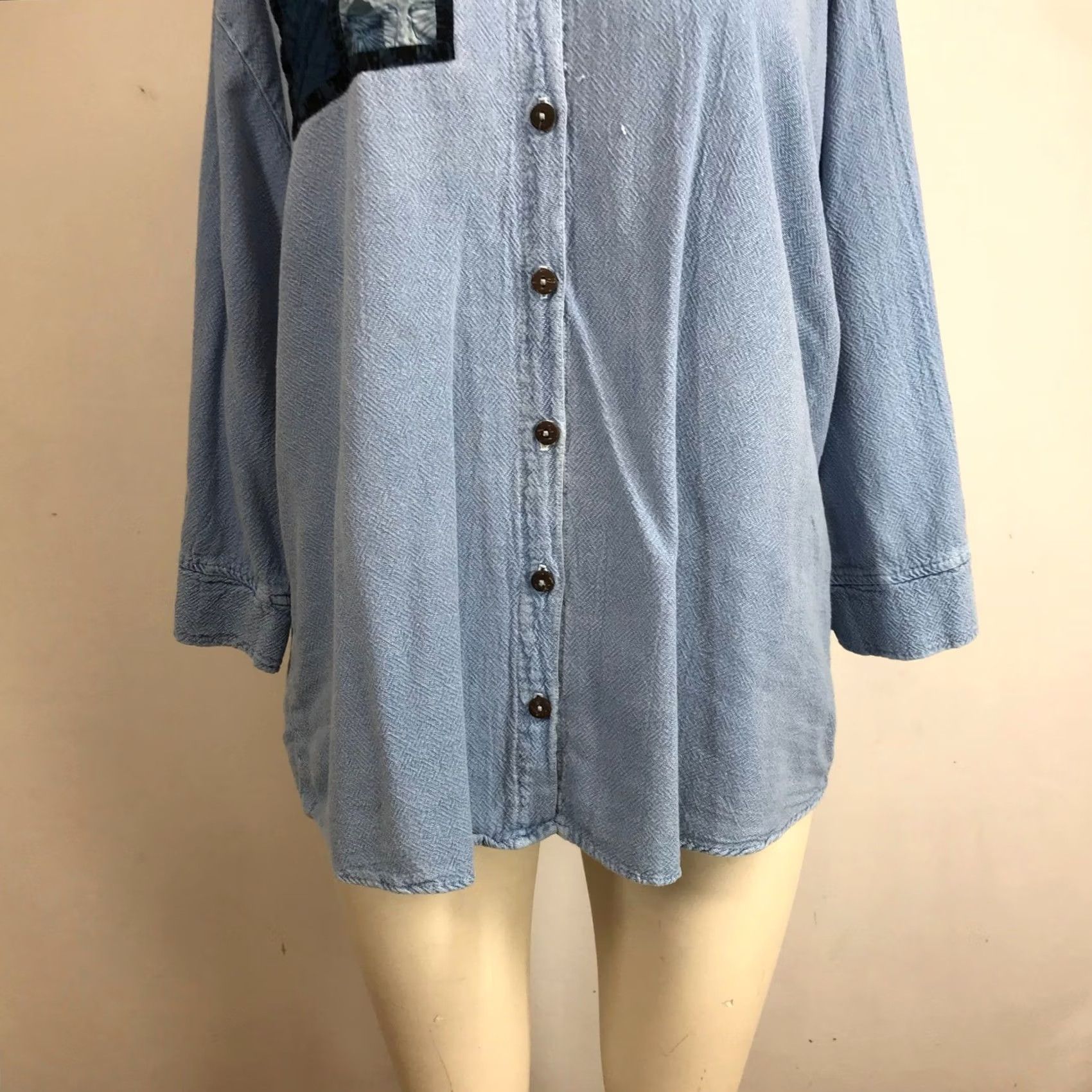 Vintage Brie Kriebel Clothing Blue Batik Patchwork Button Down Shirt Womens Large Oregon Size L / US 10 / IT 46 - 4 Thumbnail