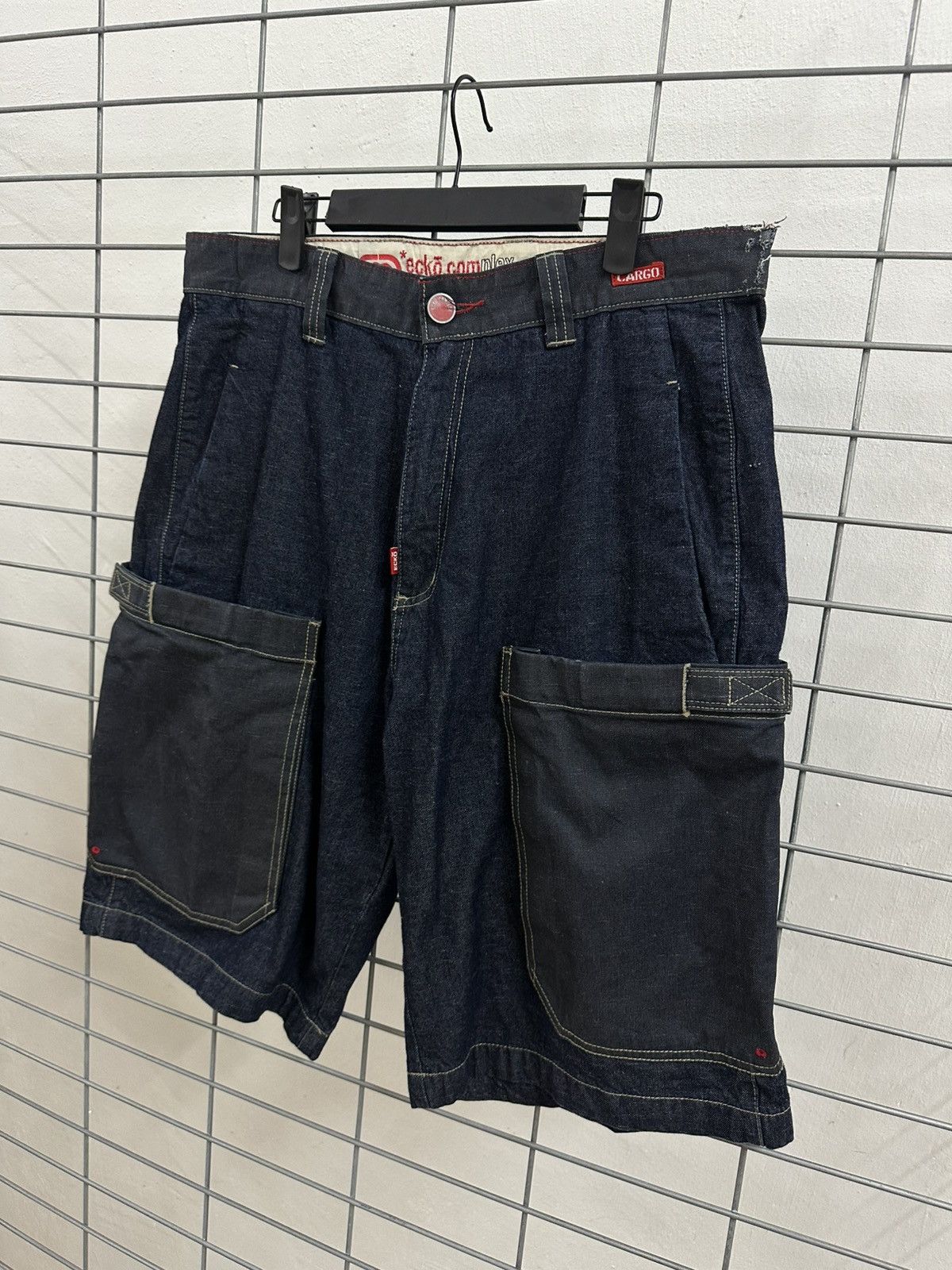 Ecko Unltd. Rare And Beautiful Ecko Unltd. Big Front Pocket Cargo Jorts Size US 34 / EU 50 - 5 Thumbnail