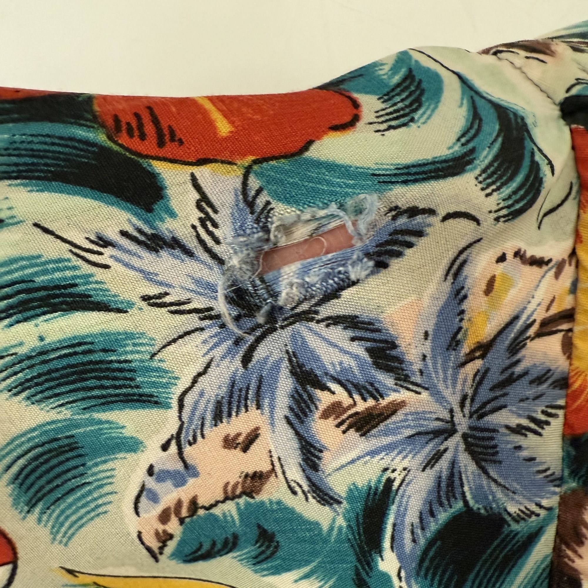 Other 2 pc LOT Vtg Wedding FIGHTING SAVAGES Floral Hawaiian Shirts Size US S / EU 44-46 / 1 - 13 Thumbnail