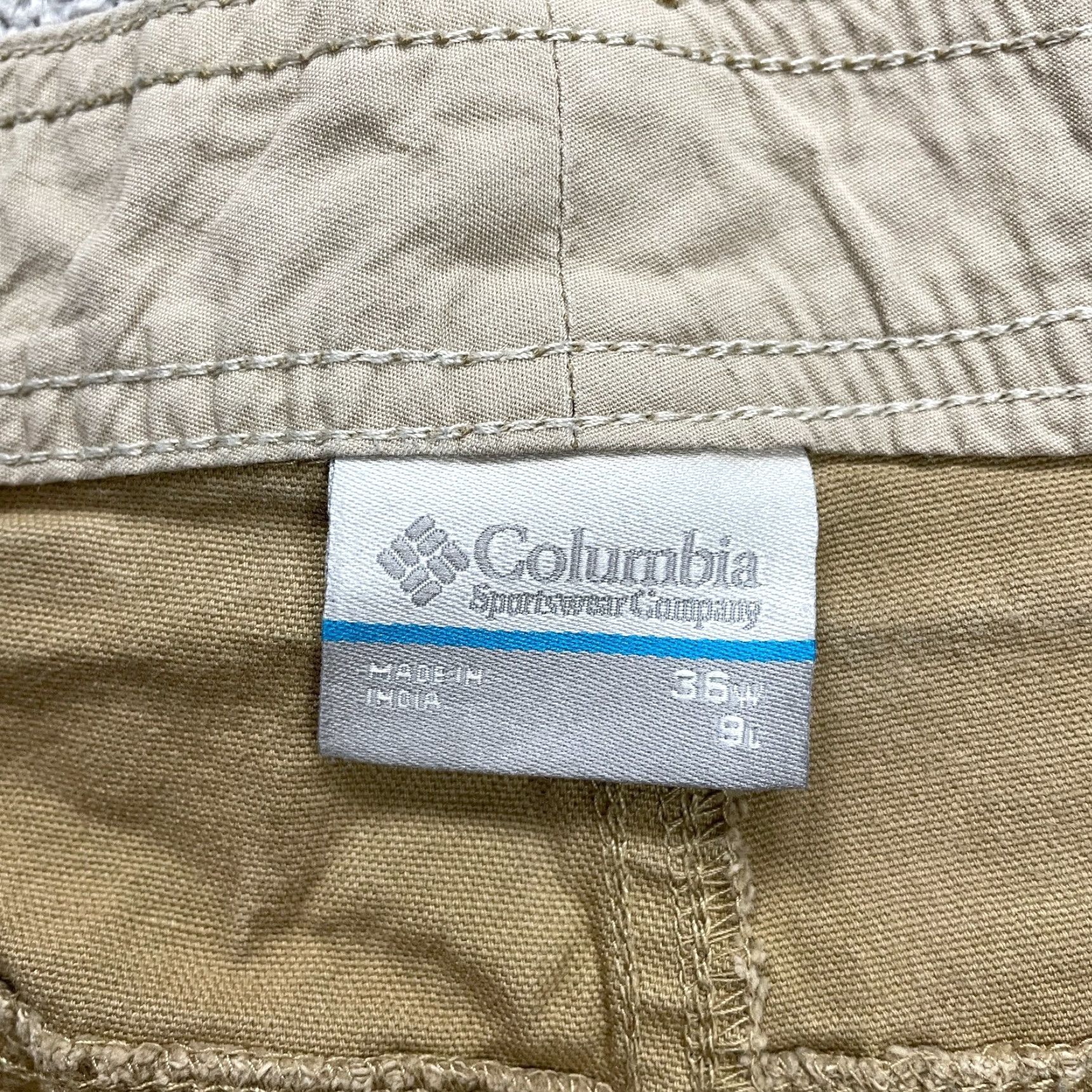 Vintage Columbia Chino Shorts Men's 37 Brown Cotton Flat Front Casual Outdoor 8.5 Inseam Size US 37 - 5 Thumbnail
