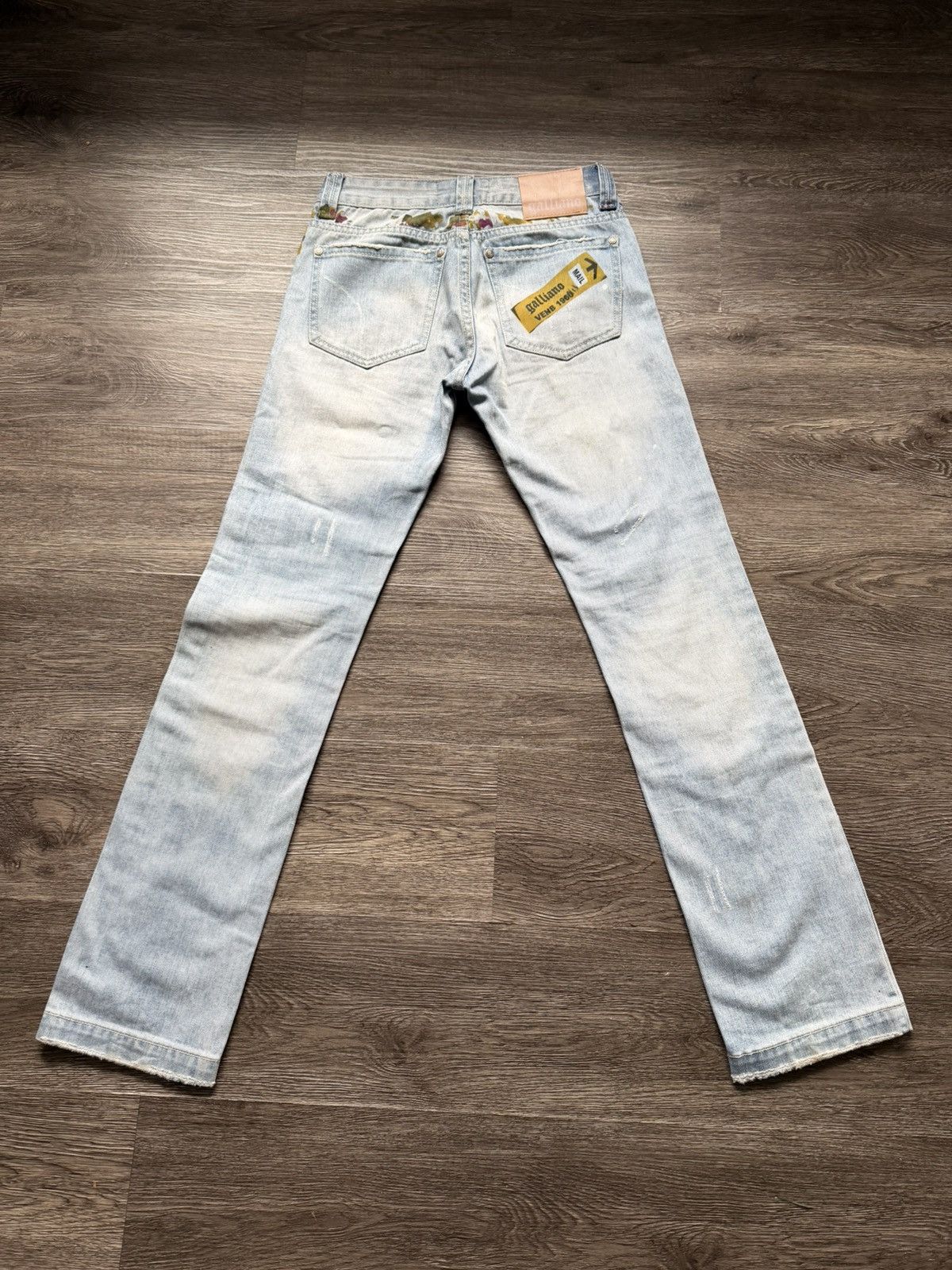 John Galliano Rare John galliano Street Signs Multi Patch Denim Jeans Size US 28 / EU 44 - 8 Thumbnail