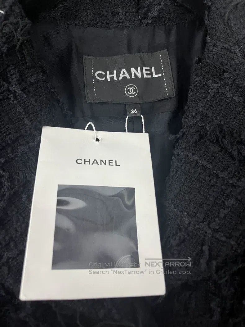 Chanel Chanel 22P black lapel tassel jacket Size XS / US 0-2 / IT 36-38 - 4 Thumbnail