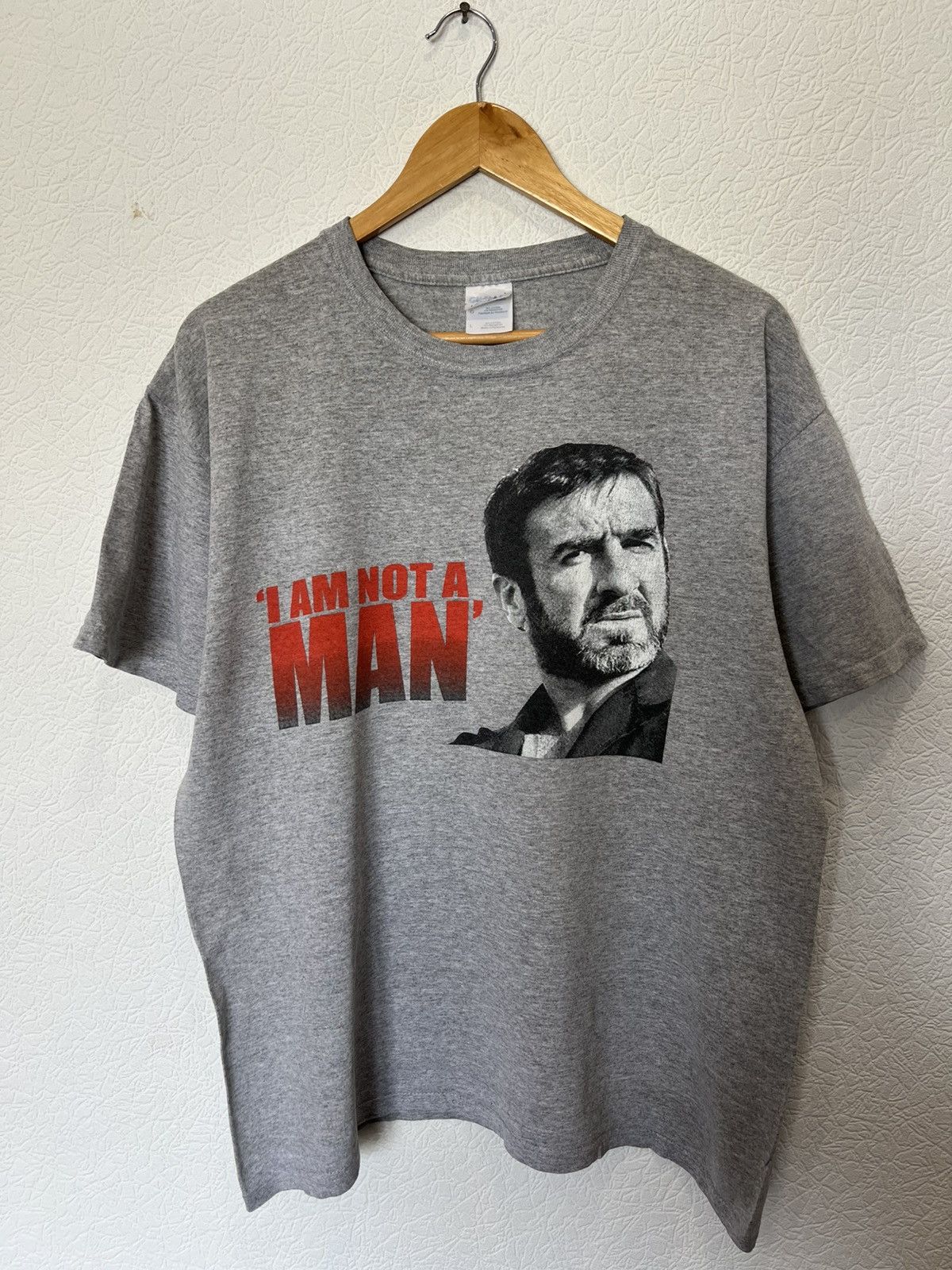 Other Im not a man Cantona Eric Vintage T Shirt Soccer Manchester Size US L / EU 52-54 / 3 - 1 Thumbnail