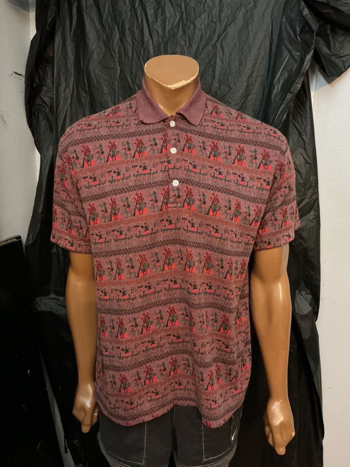 Vintage Vintage International Design Hieroglyphics S/S Polo Shirt Size US S / EU 44-46 / 1 - 7 Thumbnail
