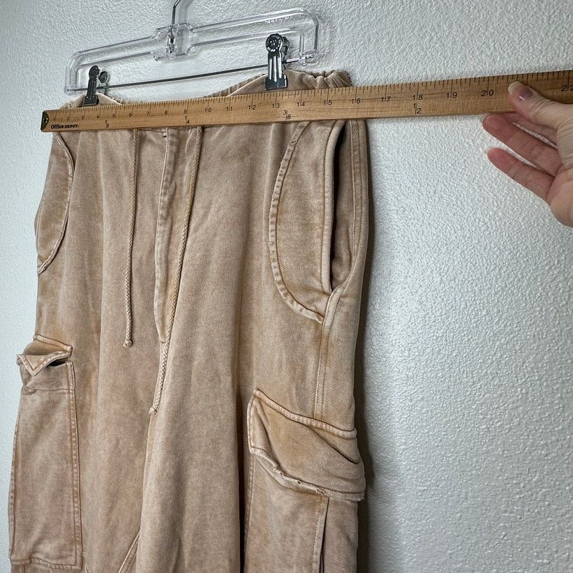 Acne Studios Acne Studios Mens Tan Wide Leg Cargo Sweat Pants M Size US 36 / EU 52 - 15 Thumbnail