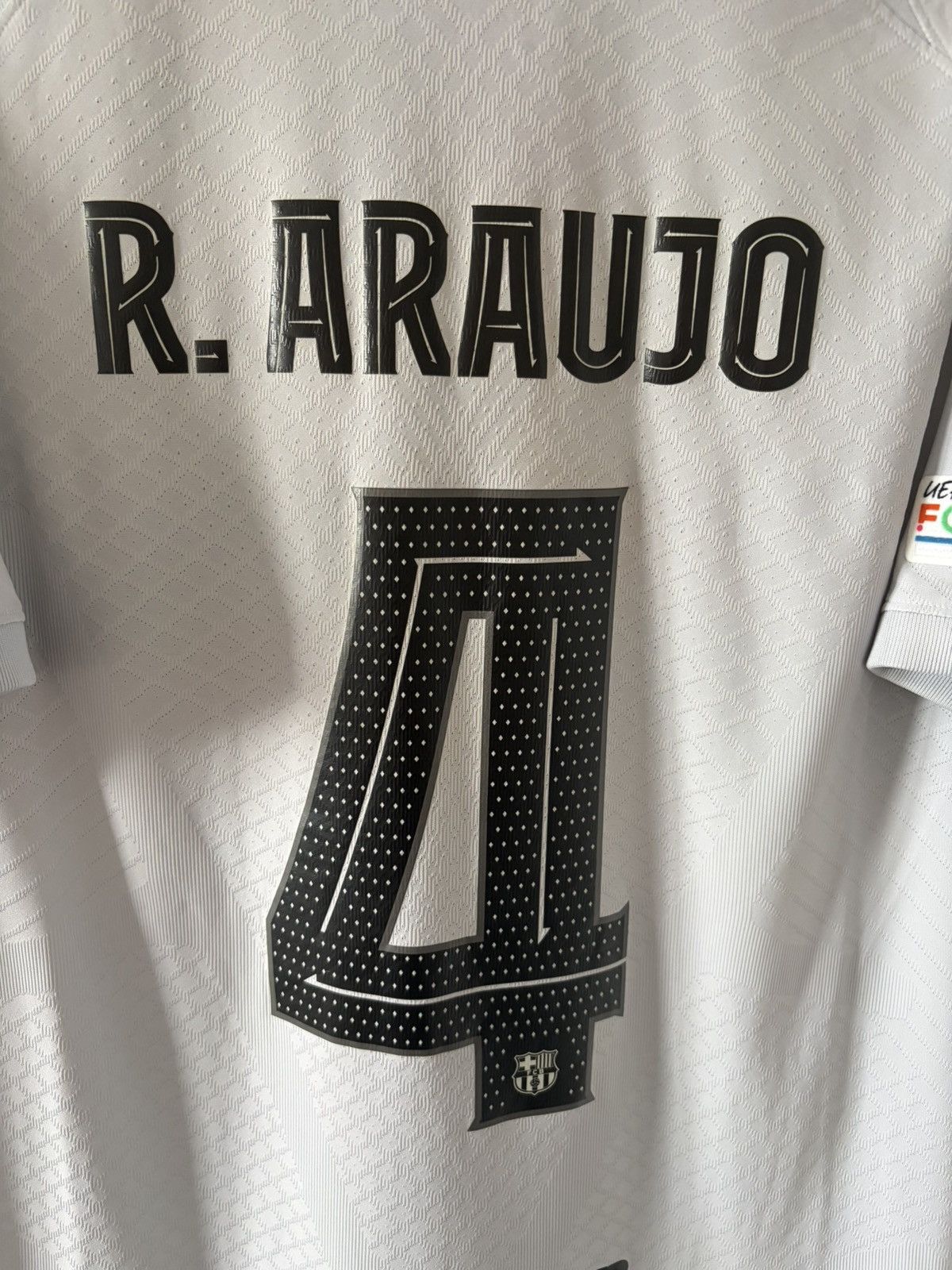 Barcelona nike 2022/2023 trzecia Araujo ADV meczowa — zdjęcie 2