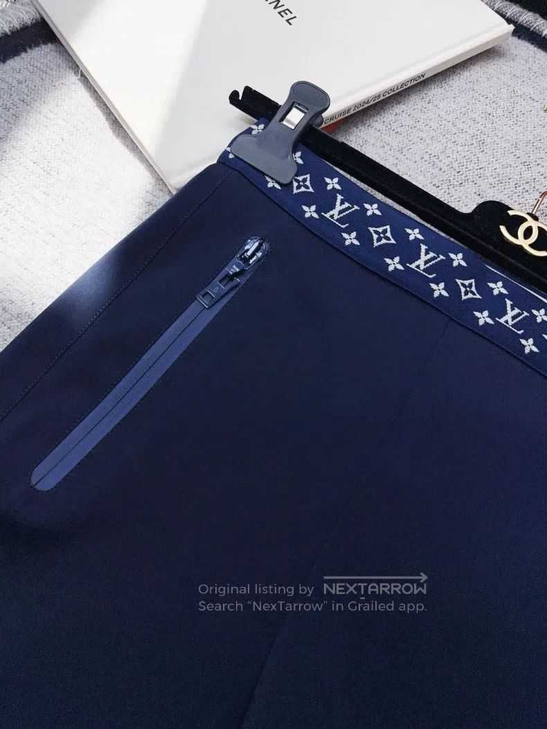 Louis Vuitton Louis Vuitton Blue Reading Stretch Biking Pants Sport Shor Size 33" - 4 Thumbnail