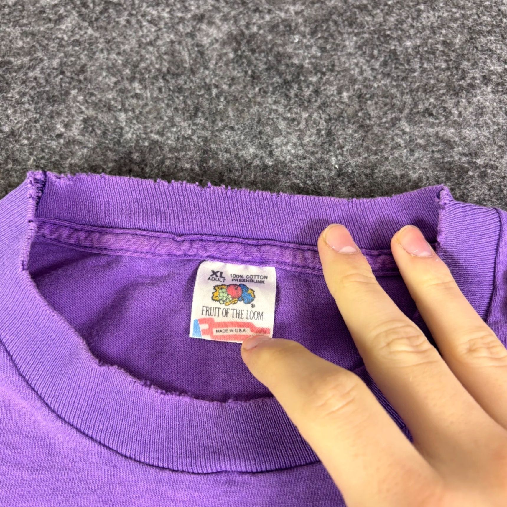 Fruit Of The Loom VINTAGE Crown Royal Purple T Shirt XL Fruit of the Loom Graphic Tee 90s Promo Size US XL / EU 56 / 4 - 5 Thumbnail