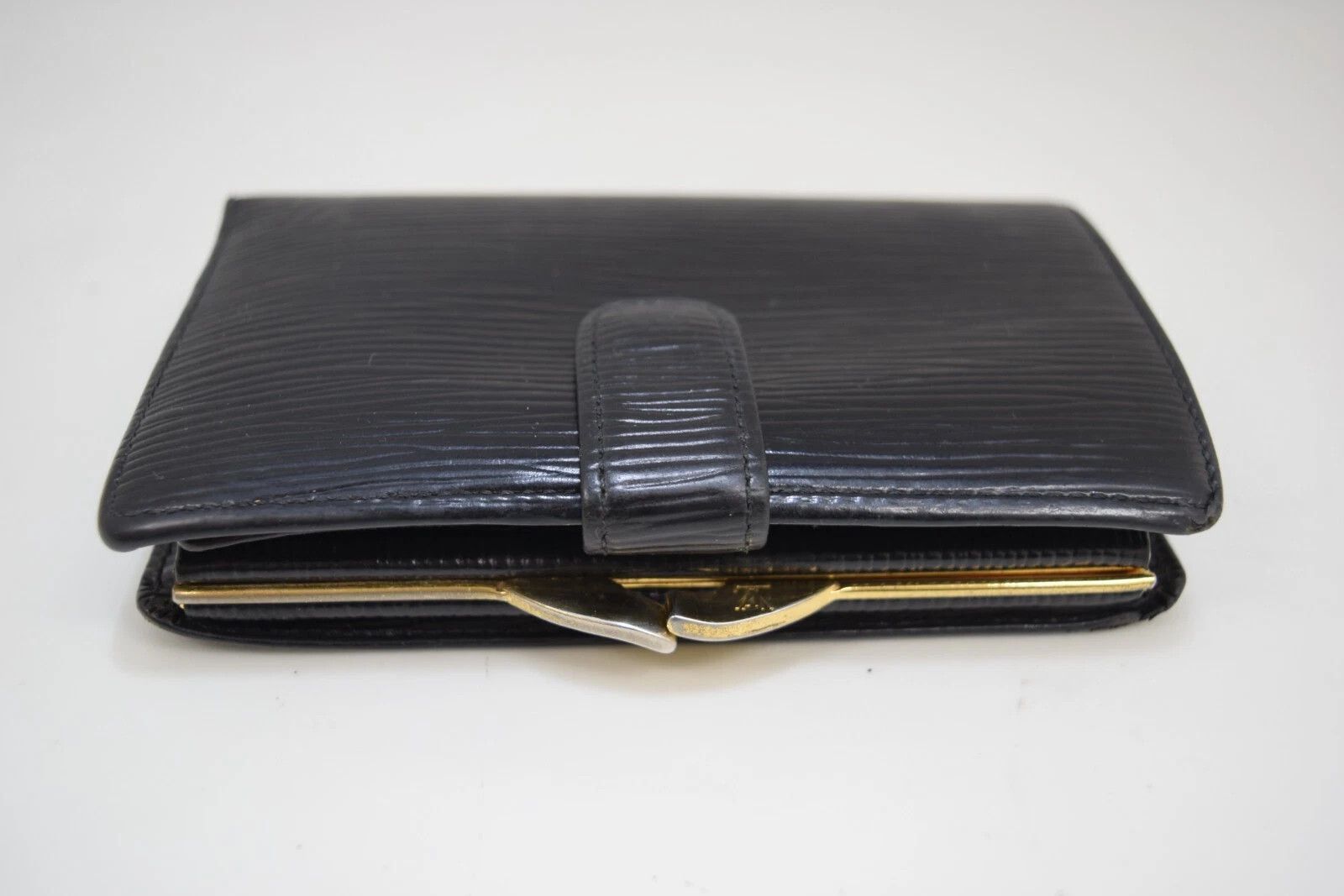 Louis Vuitton LVuitton Porte Monnaie Viennois Wallet Epi Leather M63242 Size ONE SIZE - 3 Thumbnail
