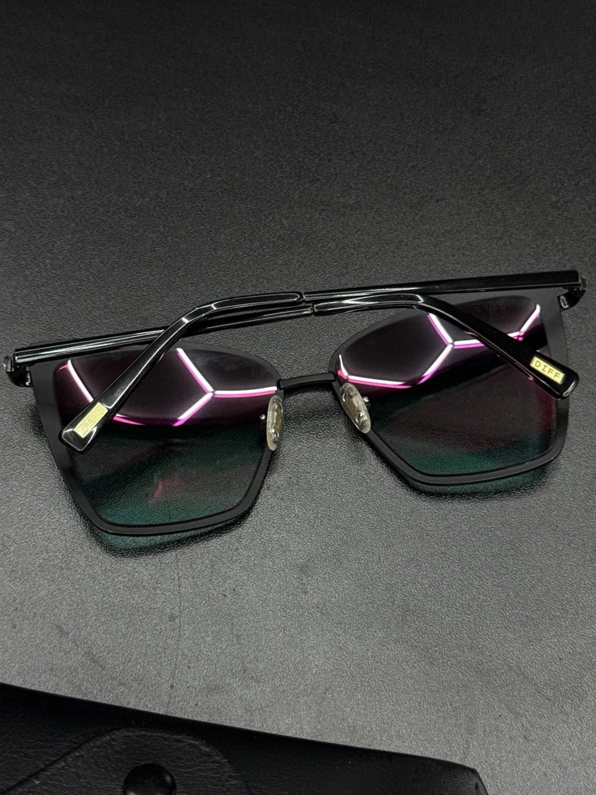 The Duffer of St.George DIFF Becky Black Aqua Lens Sunglasses Authentic Pre Owned Size ONE SIZE - 5 Thumbnail