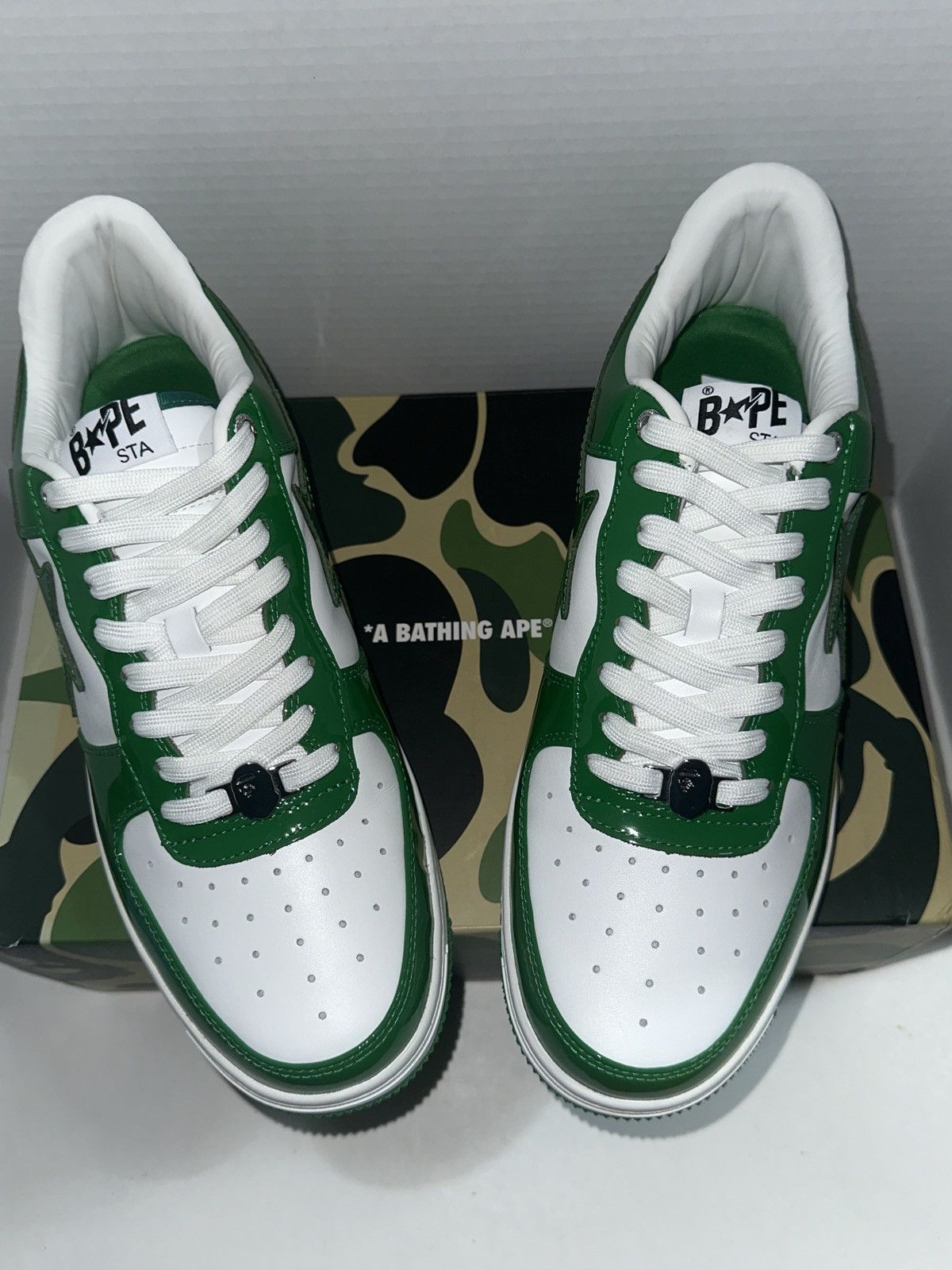 Bape BAPE Green/White Patent Leather Bapesta DS US12 Size US 12 / EU 45 - 4 Thumbnail