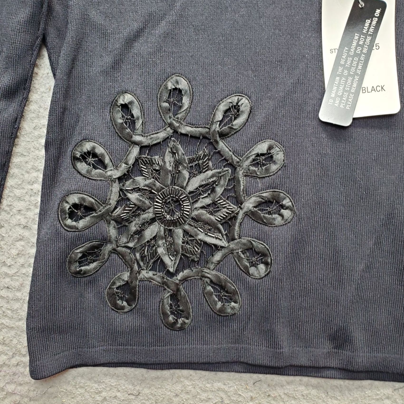 Vintage Michelle Nicole Blouse Top Womens Size M Black Beaded Floral Button Front Shirt Size M / US 6-8 / IT 42-44 - 6 Thumbnail