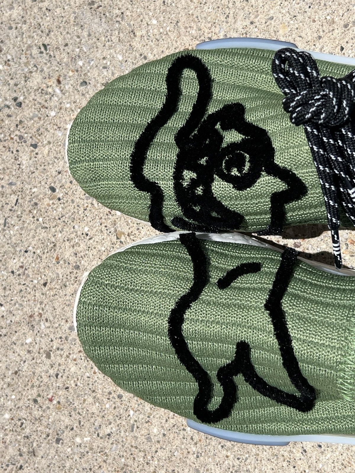 Adidas × Icecream adidas x Pharrell NO BOX 'Running Dog' Size US 9 / EU 42 - 2 Thumbnail