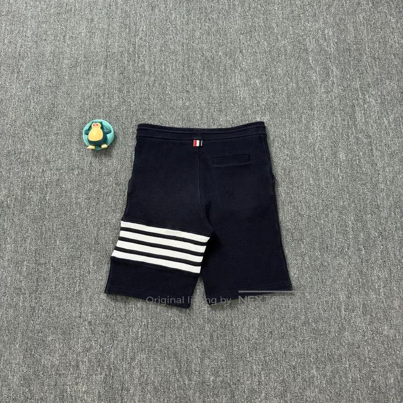 Thom Browne Thom Browne size 0 Blue striped knit shorts Size US 38 / EU 54 - 7 Thumbnail
