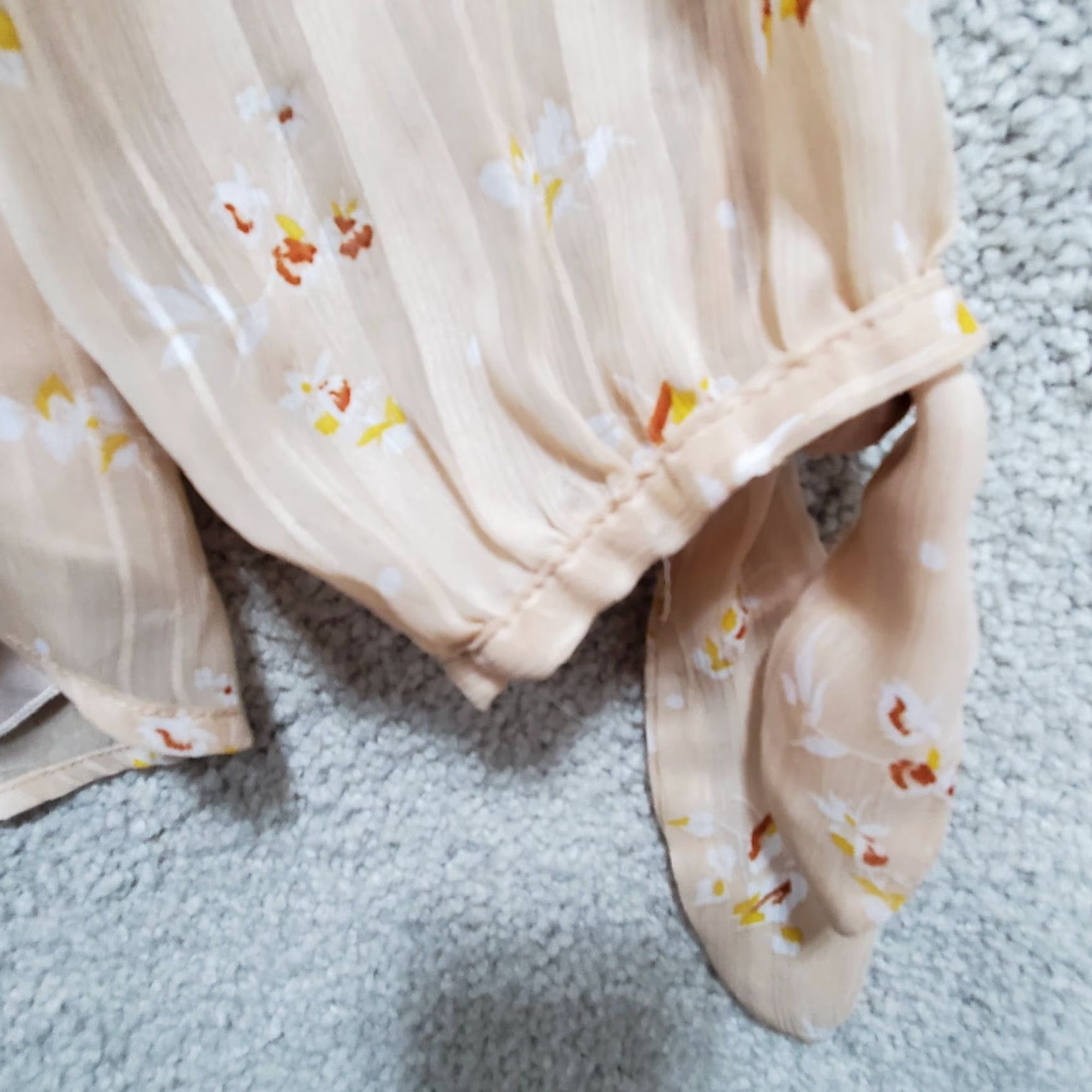 Vintage WAYF Clothing Blouse Women's Medium Off The Shoulder Pink Floral 100% Polyester Blouse Modern Womens Blouse Size M / US 6-8 / IT 42-44 - 6 Thumbnail