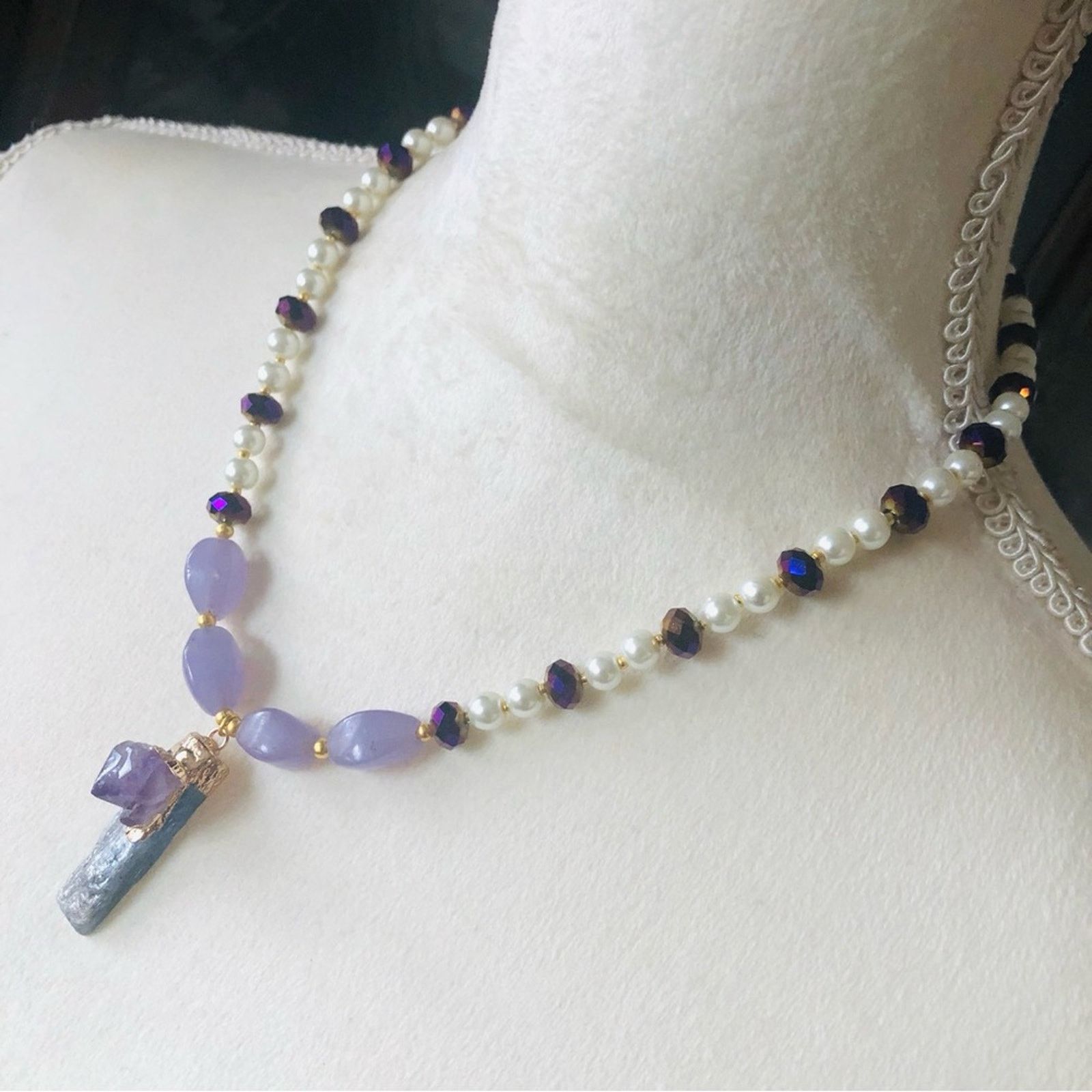 Handmade Handcrafted repurpose kyanite and amethyst Pearl necklace Size ONE SIZE - 4 Thumbnail