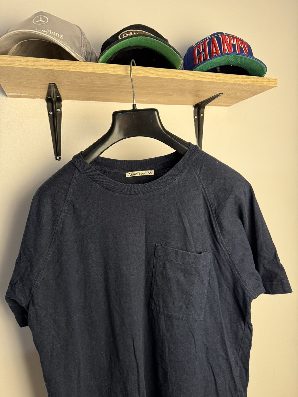 Acne Studios ACNE STUDIOS REVERSE LABEL POCKET T-SHIRT NAVY Size US L / EU 52-54 / 3 - 5 Thumbnail