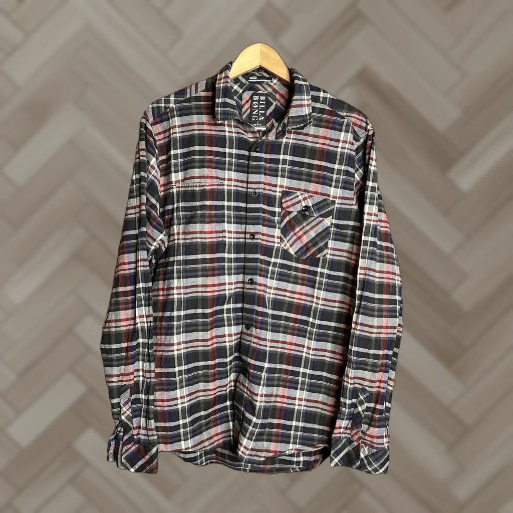 Billabong Billabong Button-Up Shirt Mens Size L Red Black Plaid Flannel Long Sleeve Button-Down Casual Nike? Size US L / EU 52-54 / 3 - 1 Thumbnail