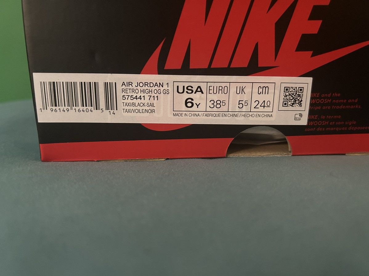 Jordan Brand Nike Air Jordan 1 High Taxi 2022 Size US 6 / EU 39 - 6 Thumbnail