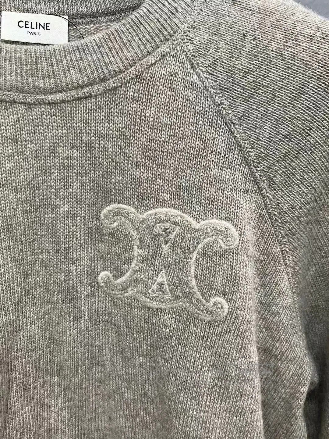 Celine Celine Oatmeal Logo Crew Neck Sweater. Size XS / US 0-2 / IT 36-38 - 3 Thumbnail