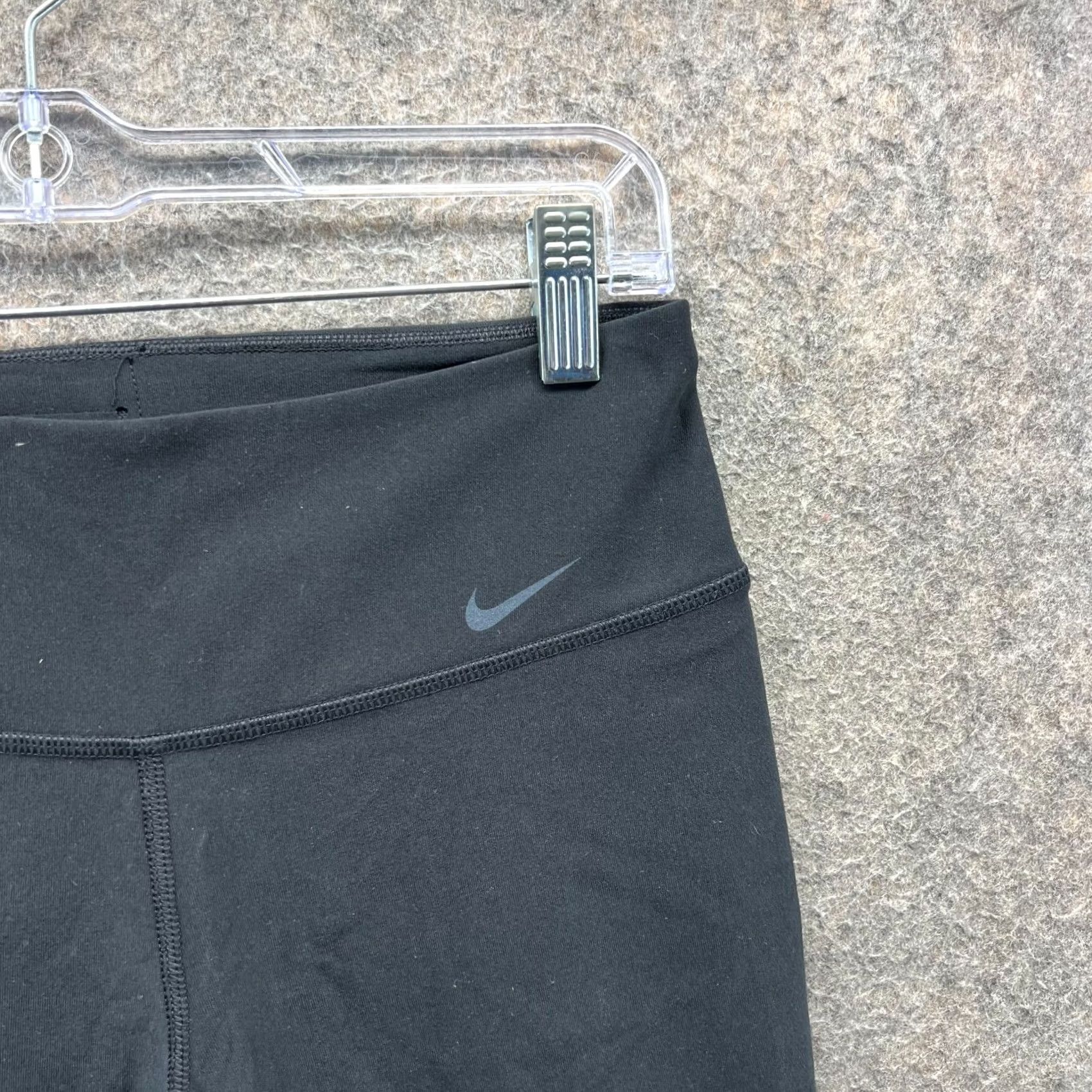 Nike Nike Leggings Womens XS Black Dri-FIT High Waist Capri Athletic Activewear Capri Pants Womens XS Black Nike Leggings Size 26" / US 2 / IT 38 - 7 Thumbnail