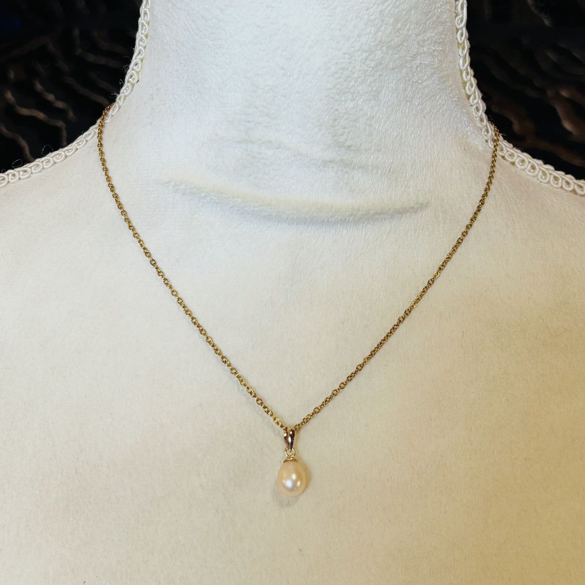 Handmade Handcrafted genuine fresh water pearl pendant necklace Size ONE SIZE - 6 Thumbnail