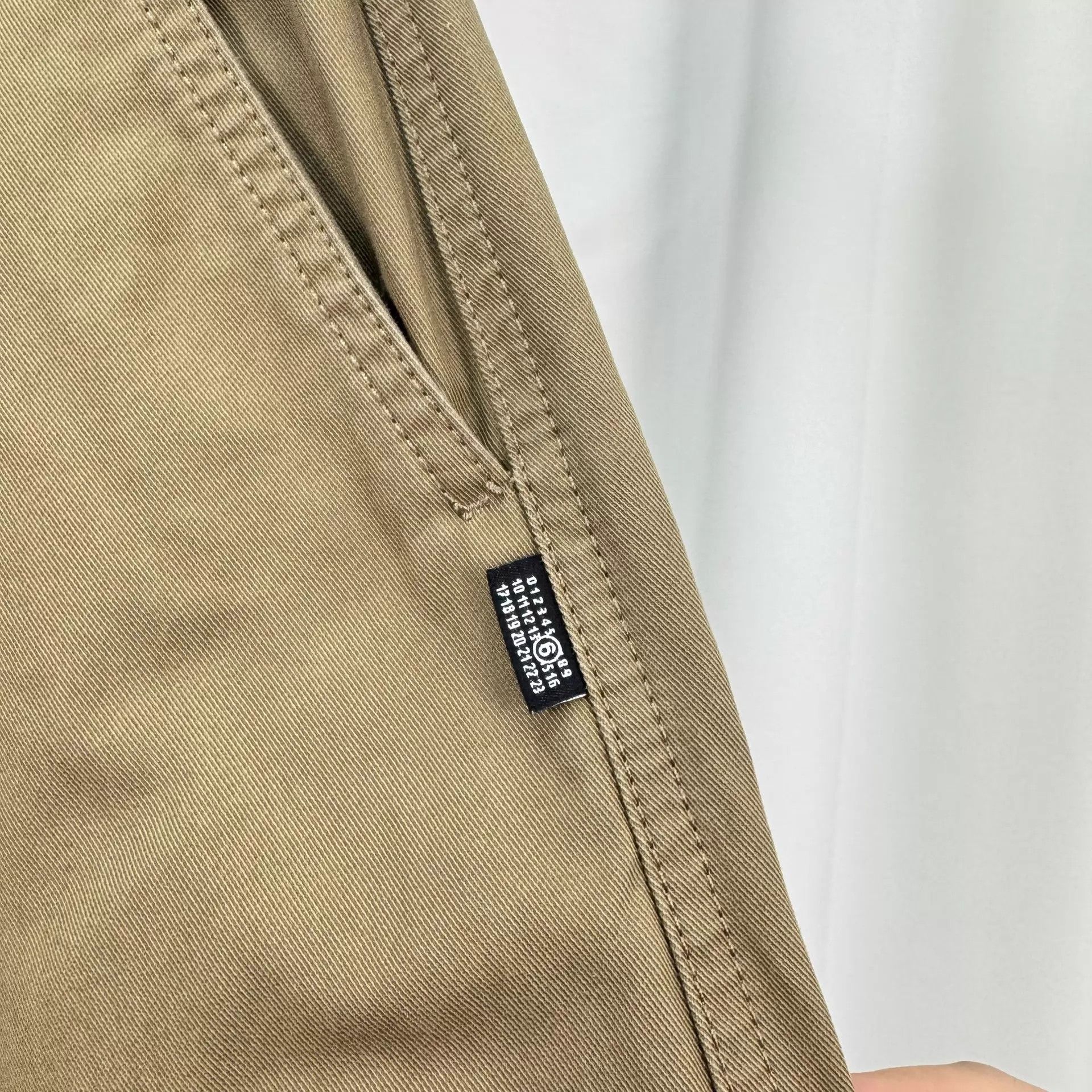 Maison Margiela Maison Margiela 24ss Khaki Cropped Pants 48 99 New Size US 32 / EU 48 - 5 Thumbnail