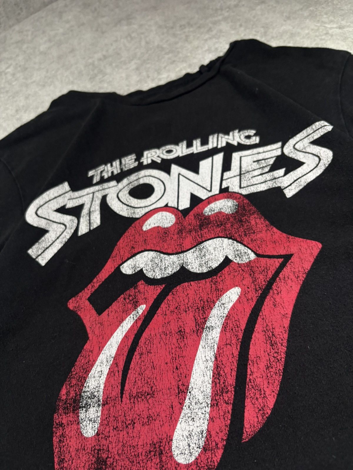 The Rolling Stones The rolling stones vintage distressed tee archive clothing Size US S / EU 44-46 / 1 - 4 Thumbnail
