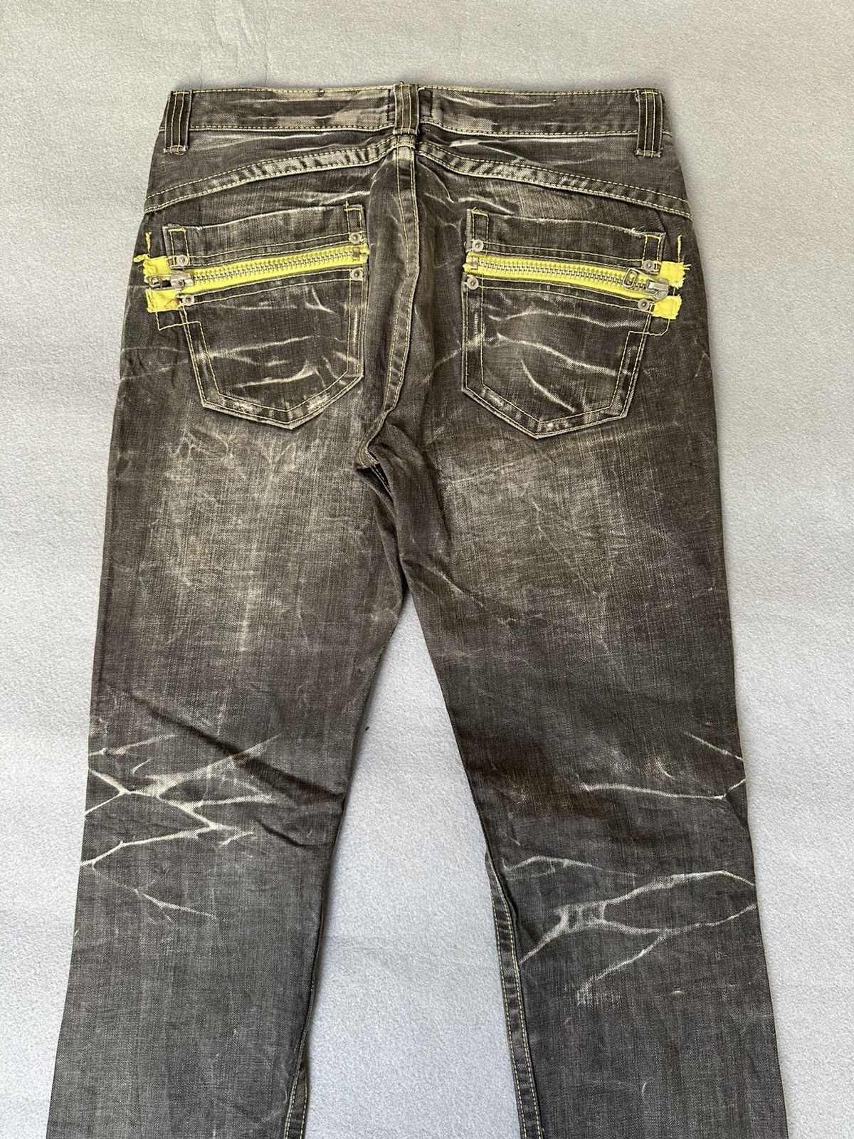 Japanese Brand FLARE Slim Ozz Pinball Distressed Denim Size US 30 / EU 46 - 9 Thumbnail