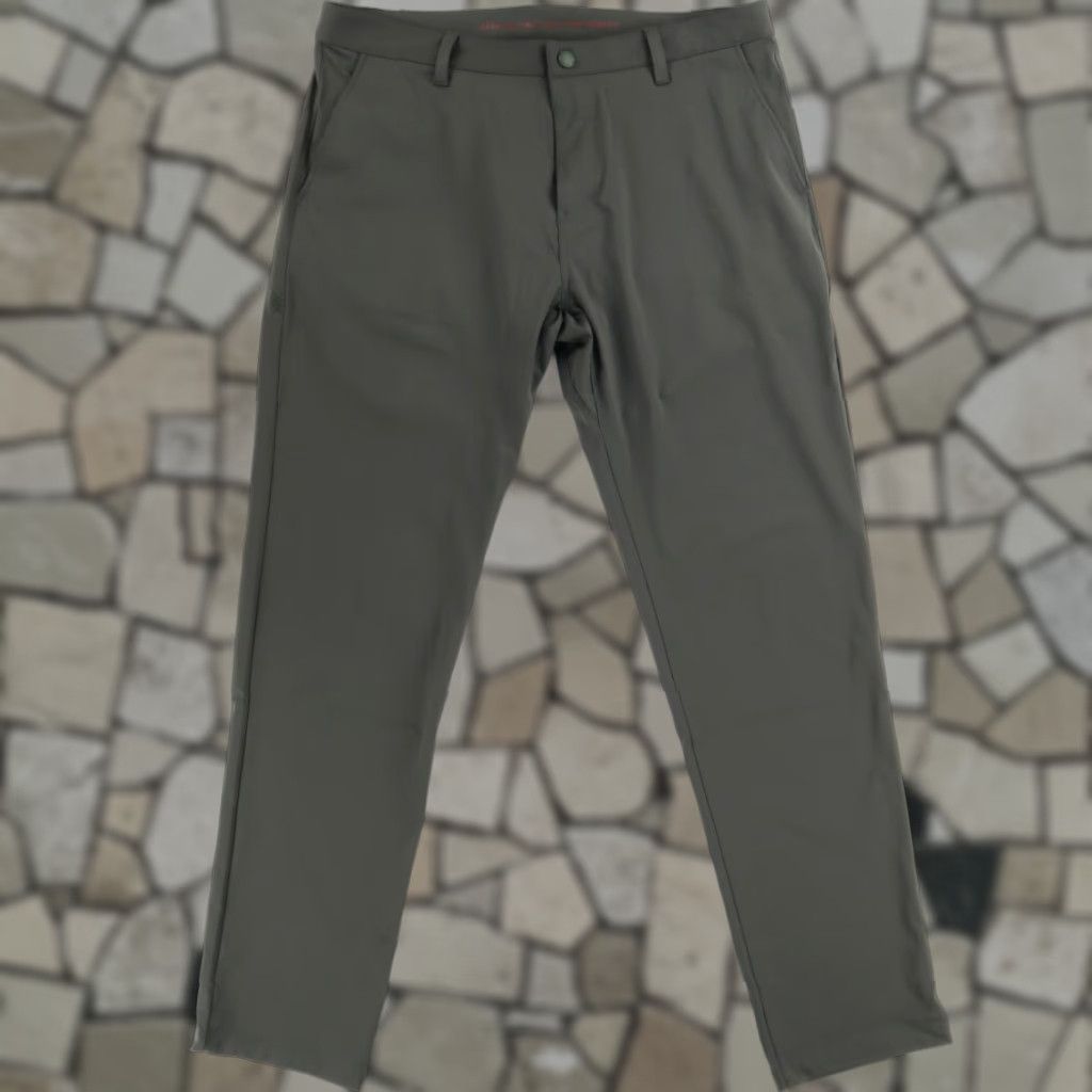 Rhone Commuter Polyester Microfiber Chino Pants Green Men's 35
