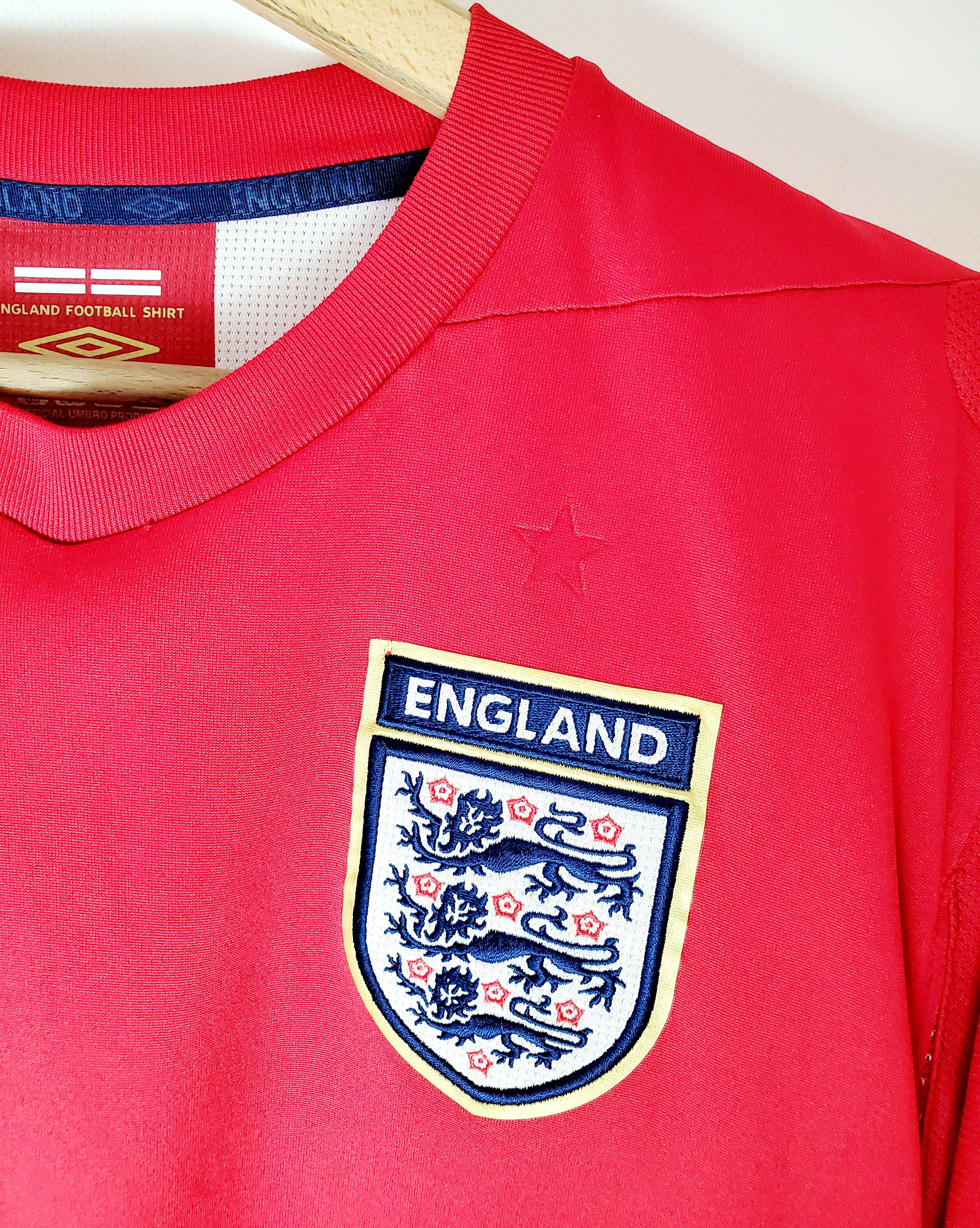 Umbro × Vintage ENGLAND 2006 2008 AWAY Jersey #4 GERRARD New condition L Size US L / EU 52-54 / 3 - 5 Thumbnail