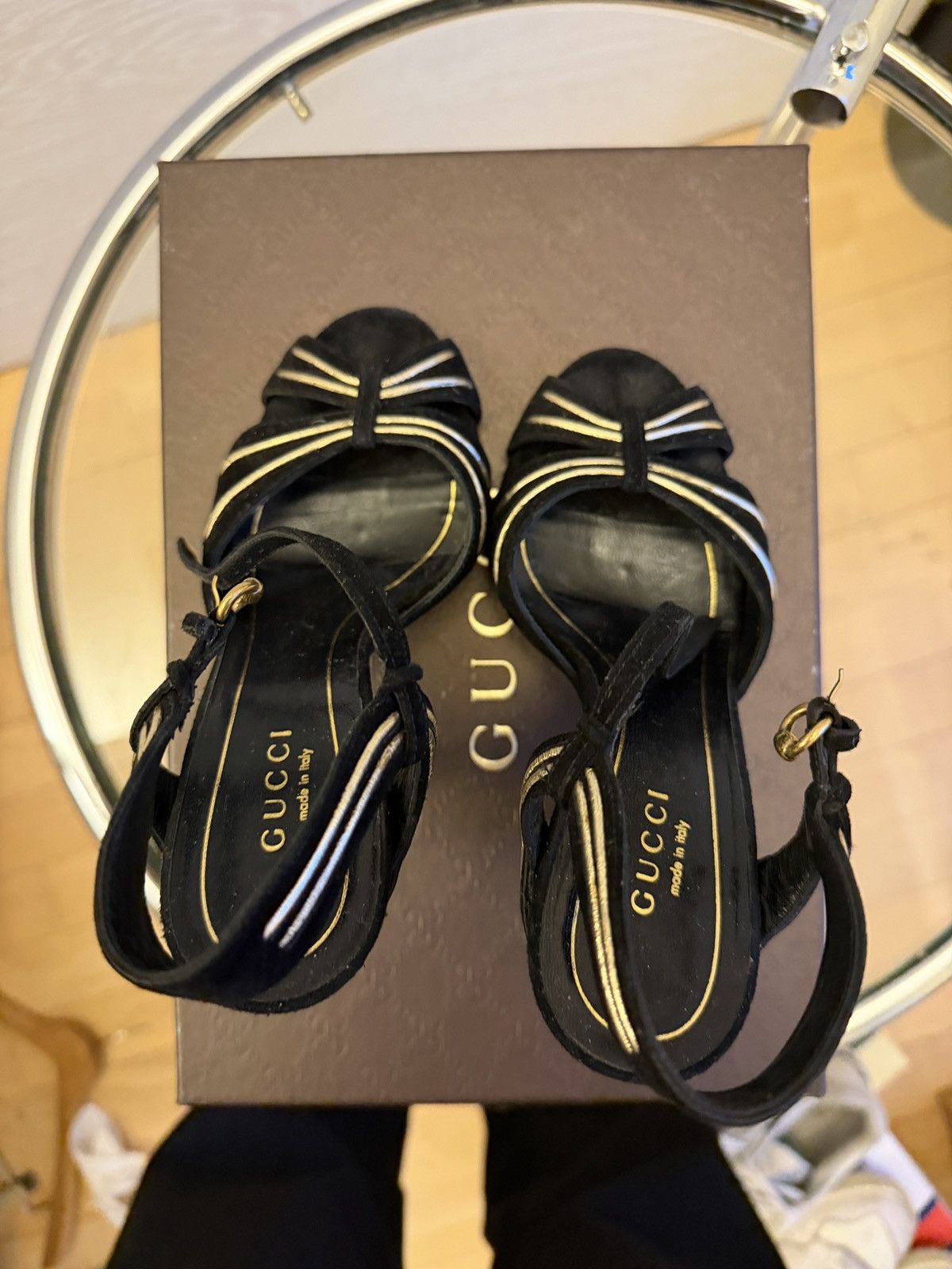 Gucci Gucci Suede black & gold runway heel Size US 4 / IT 34 - 5 Thumbnail