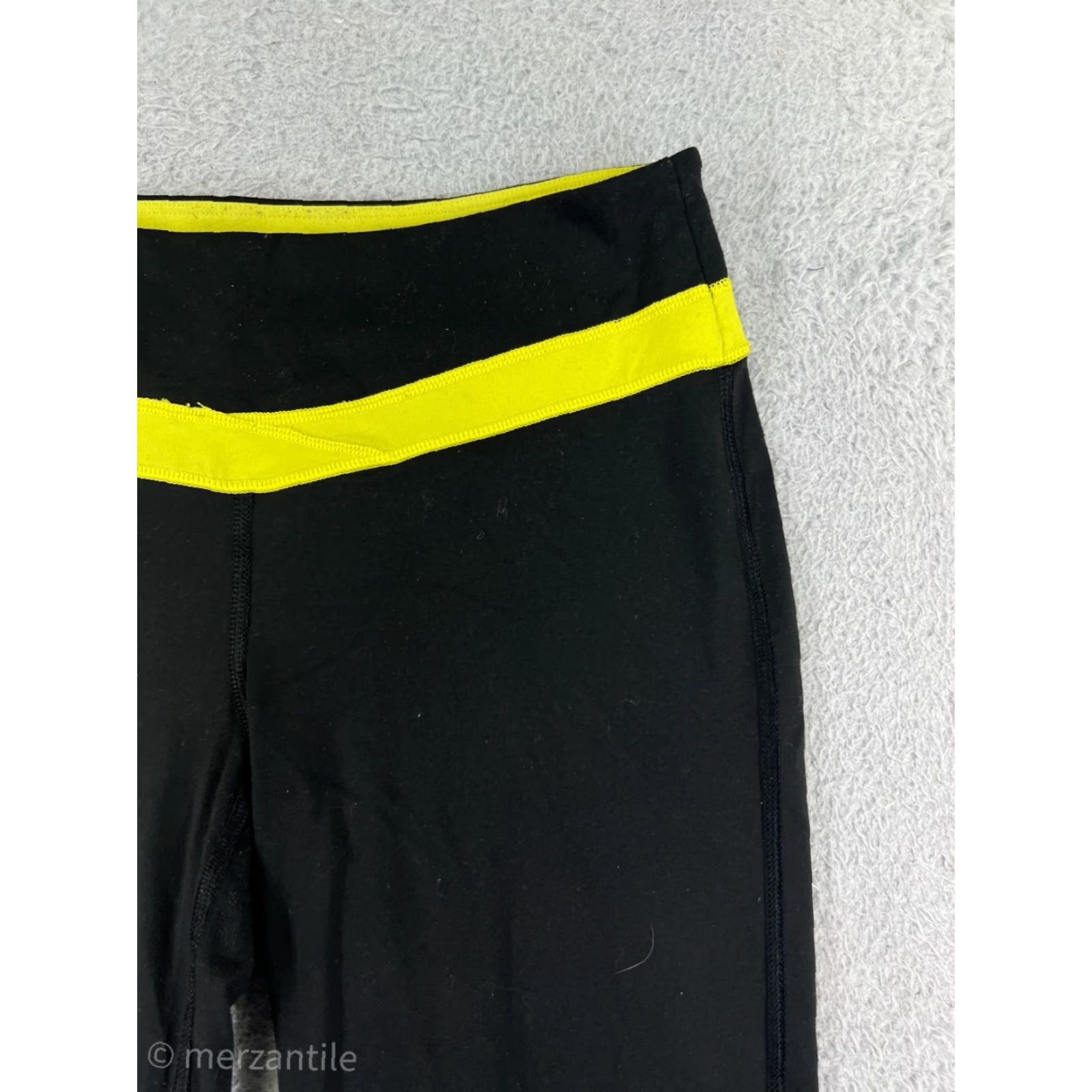 Victoria's Secret Victoria's Secret Leggings Womens XS Black Nylon Blend Stretch VSX Halloween/Activewear Pattern Spotted Size 26" / US 2 / IT 38 - 6 Thumbnail