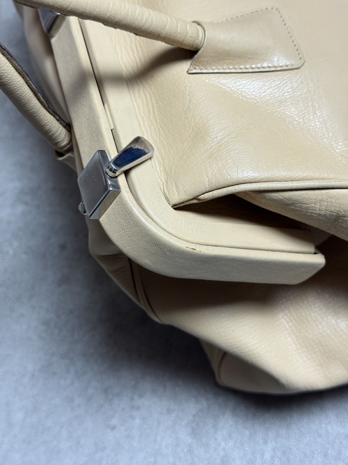 Prada Prada Vintage Beige Doctor Style Bag Size ONE SIZE - 20 Thumbnail