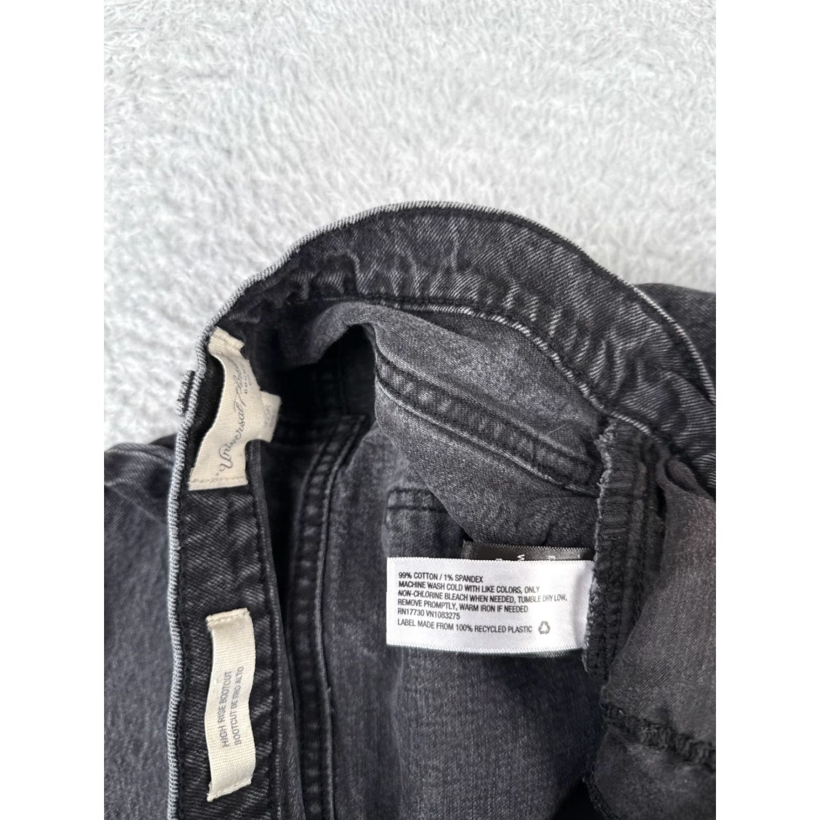 Vintage Universal Thread Jeans Womens 8 Black Denim Bootcut 28x30 Mid Rise Cotton 5-Pocket Zipper Button Regular Inseam 30in Mens? Size 30" / US 8 / IT 44 - 7 Thumbnail