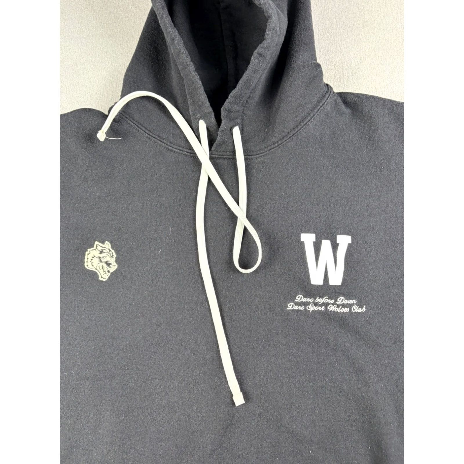 Darc Sport Darc Sport Hoodie Pullover Men M Black Embroidered Wolves Graphic Print Sweatshirt Hooded Size US M / EU 48-50 / 2 - 2 Thumbnail