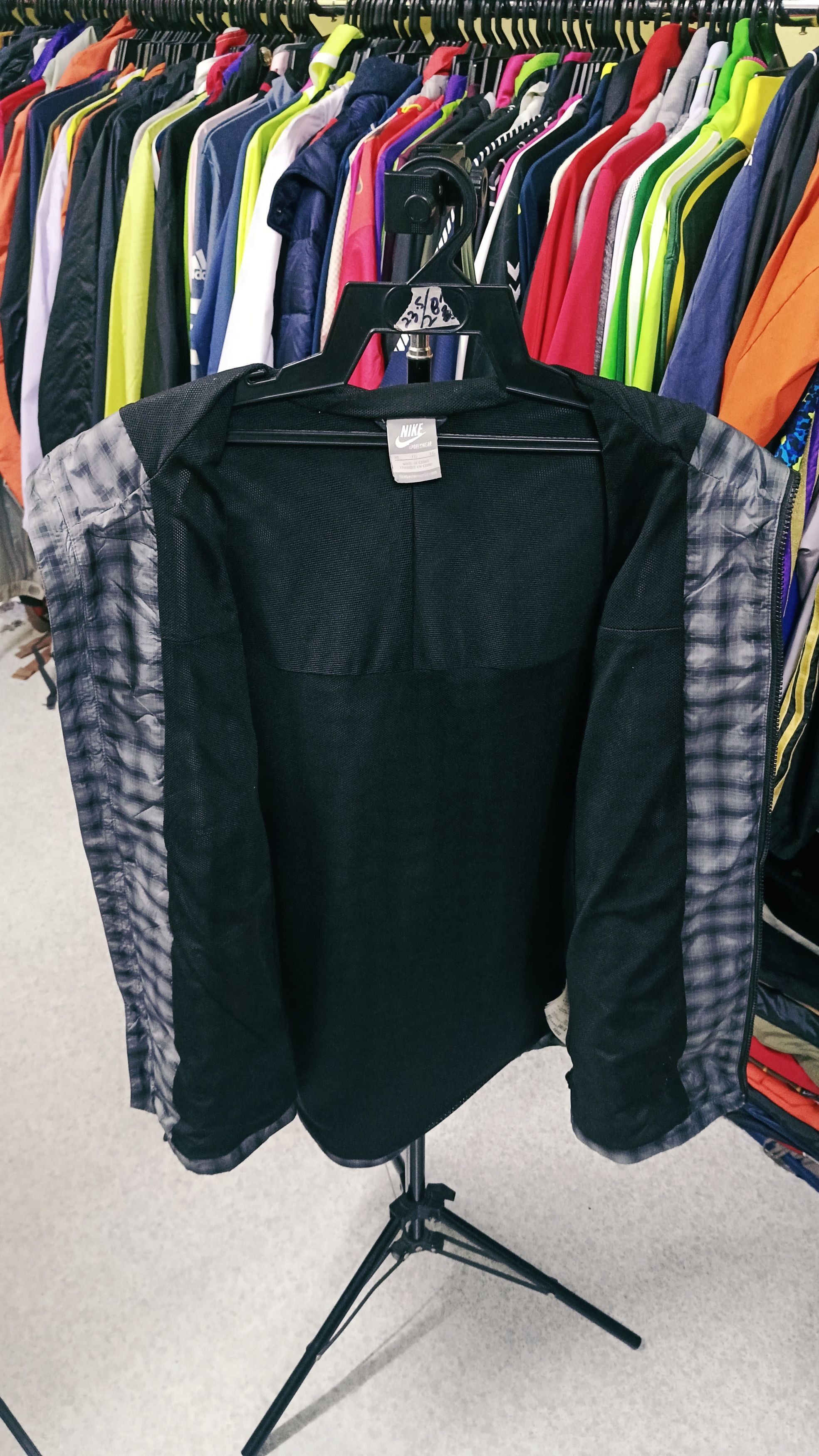 Nike Vintage Nike Windbreaker Size US L / EU 52-54 / 3 - 6 Thumbnail