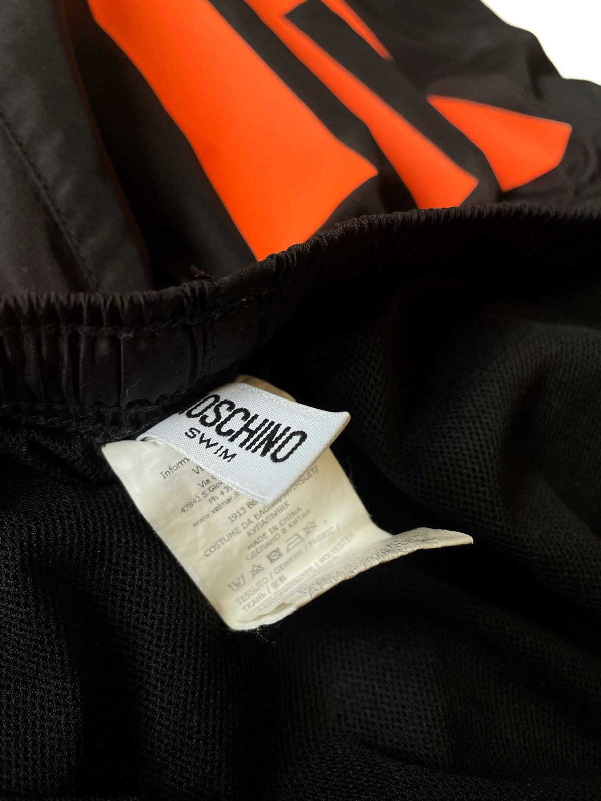 Moschino Moschino Big Logo Black Men Swimming Polyester Shorts Size M Size US 31 - 8 Thumbnail