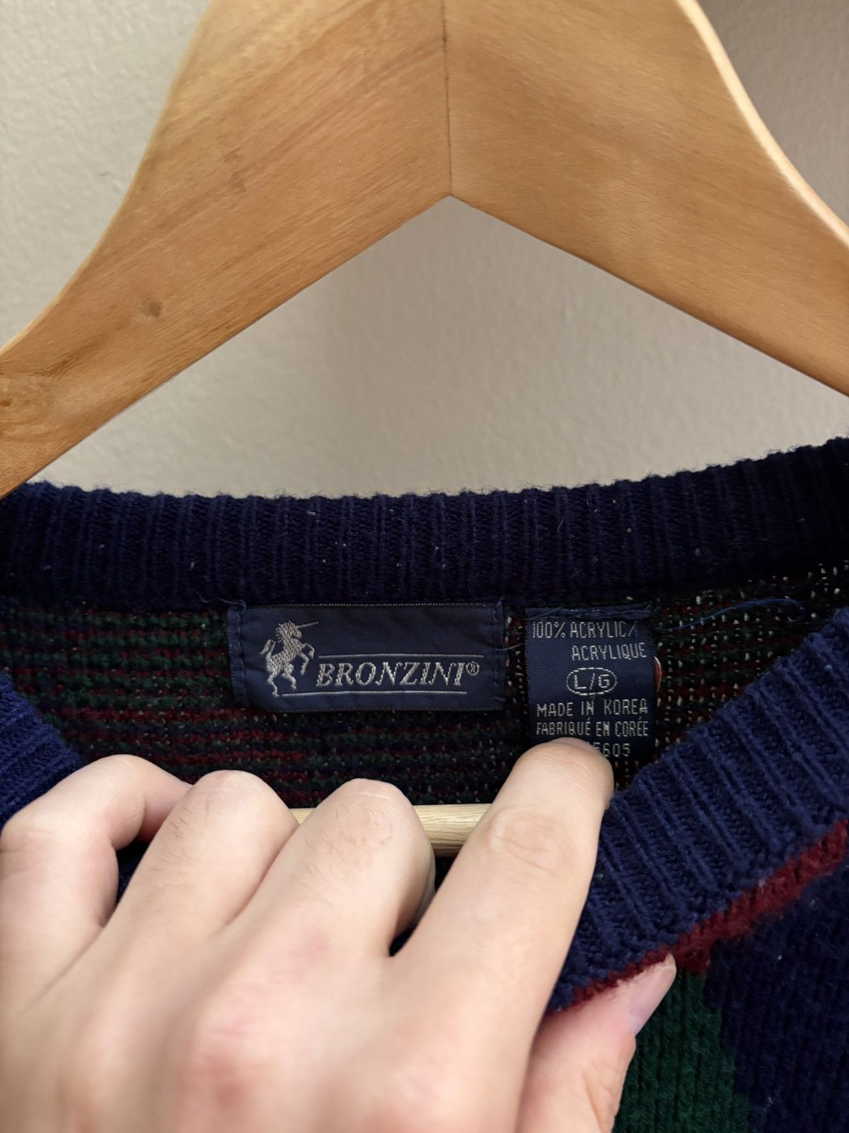 Vintage Bronzini vintage 80s/90s abstract acrylic knit sweater L Size US L / EU 52-54 / 3 - 3 Thumbnail
